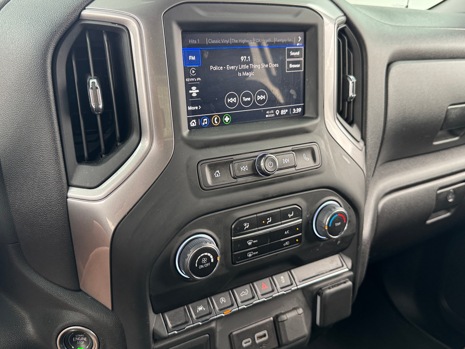 Thumbnail: 2024 Chevrolet Silverado 1500 - 4