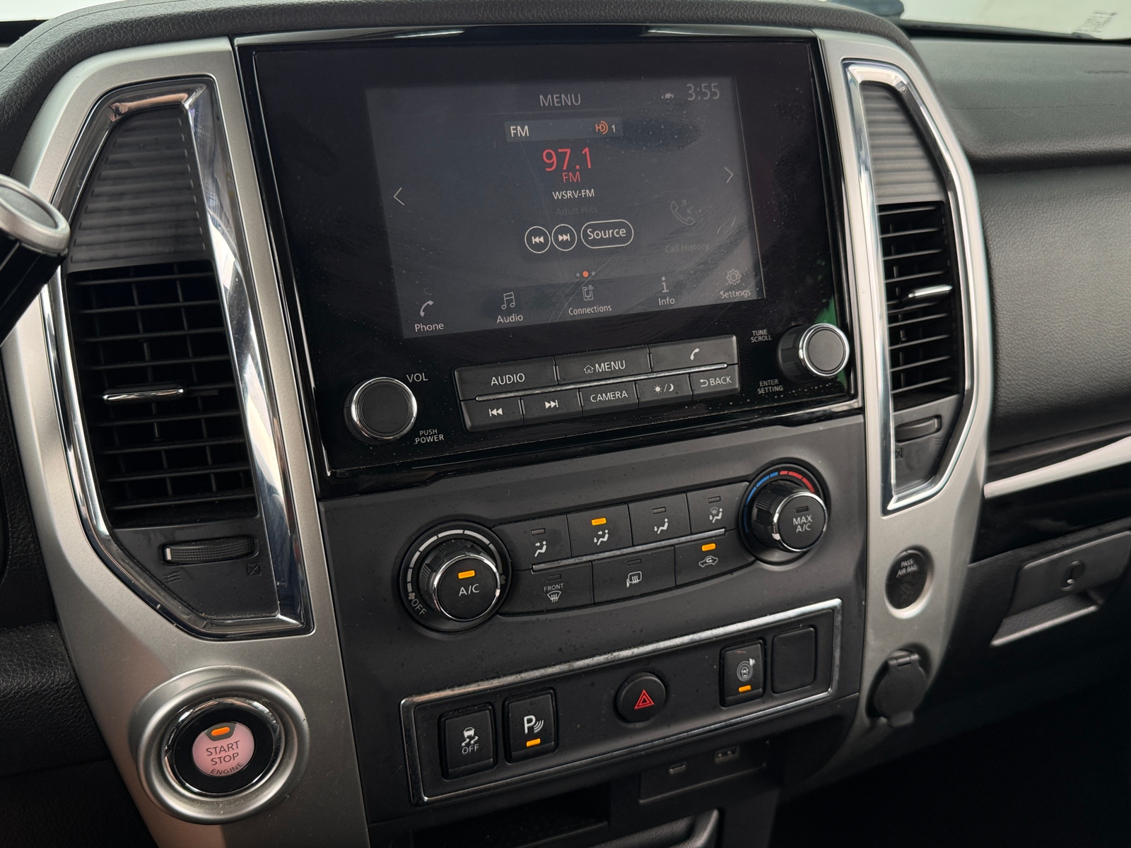 Thumbnail: 2021 Nissan Titan - 4