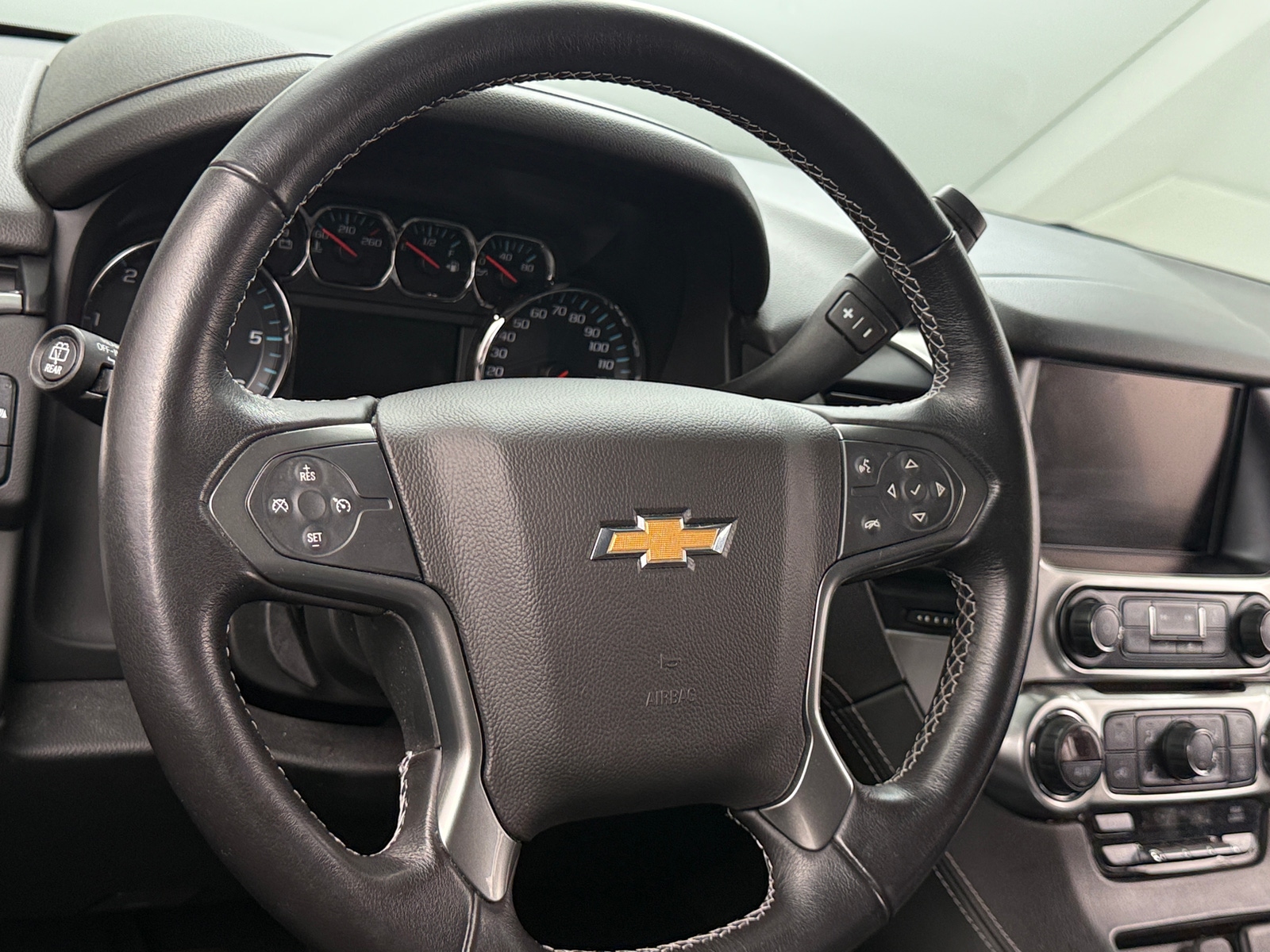 Thumbnail: 2020 Chevrolet Tahoe - 5