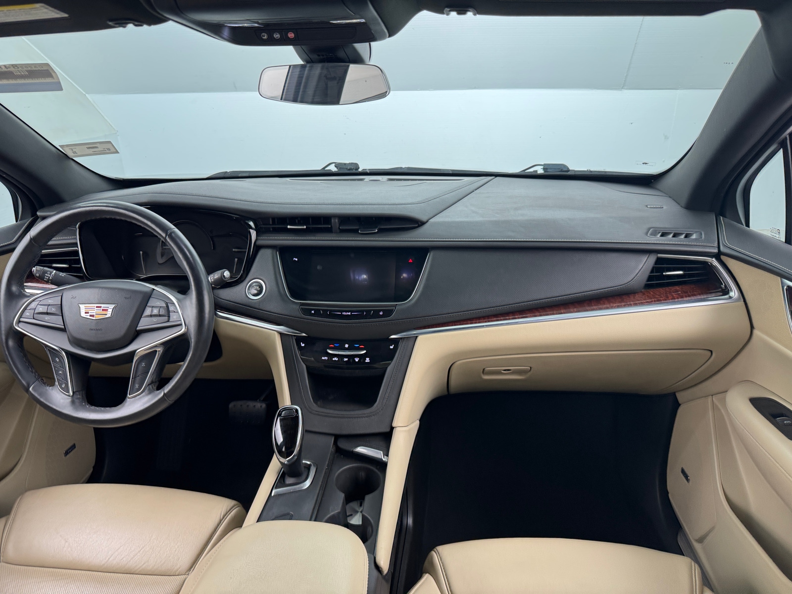 Thumbnail: 2018 Cadillac XT5 - 2
