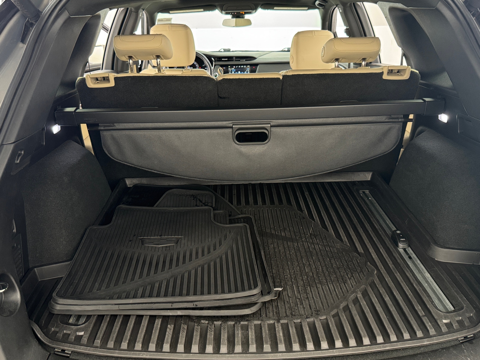 Thumbnail: 2018 Cadillac XT5 - 6