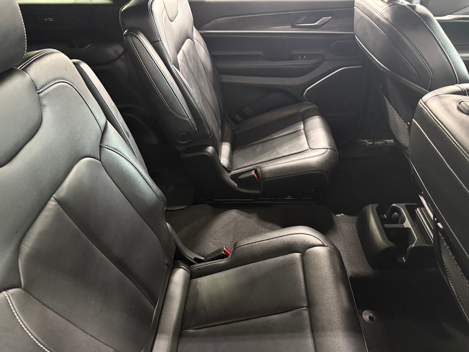 Thumbnail: 2021 Jeep Grand Cherokee L - 5
