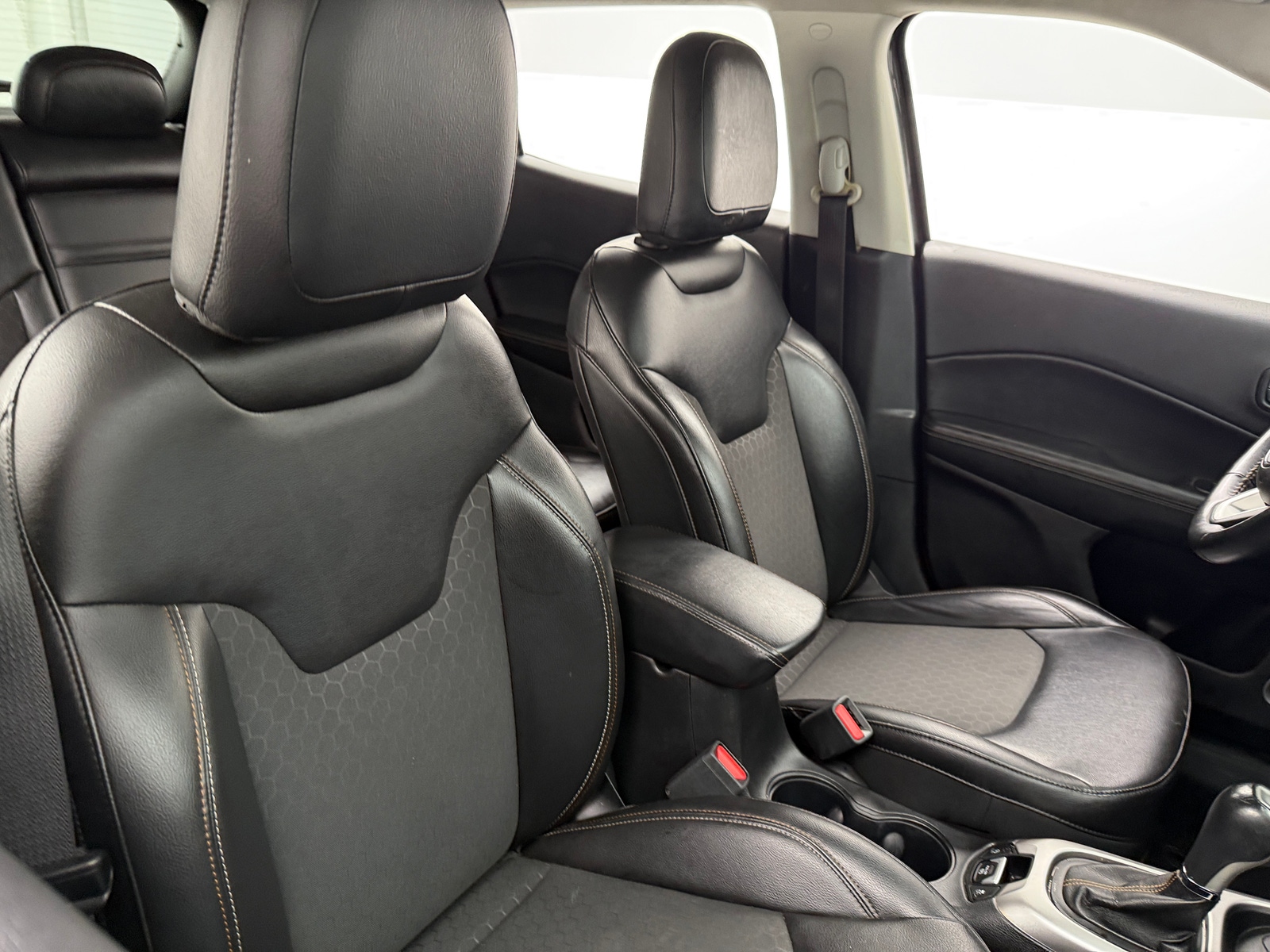 Thumbnail: 2018 Jeep Compass - 2