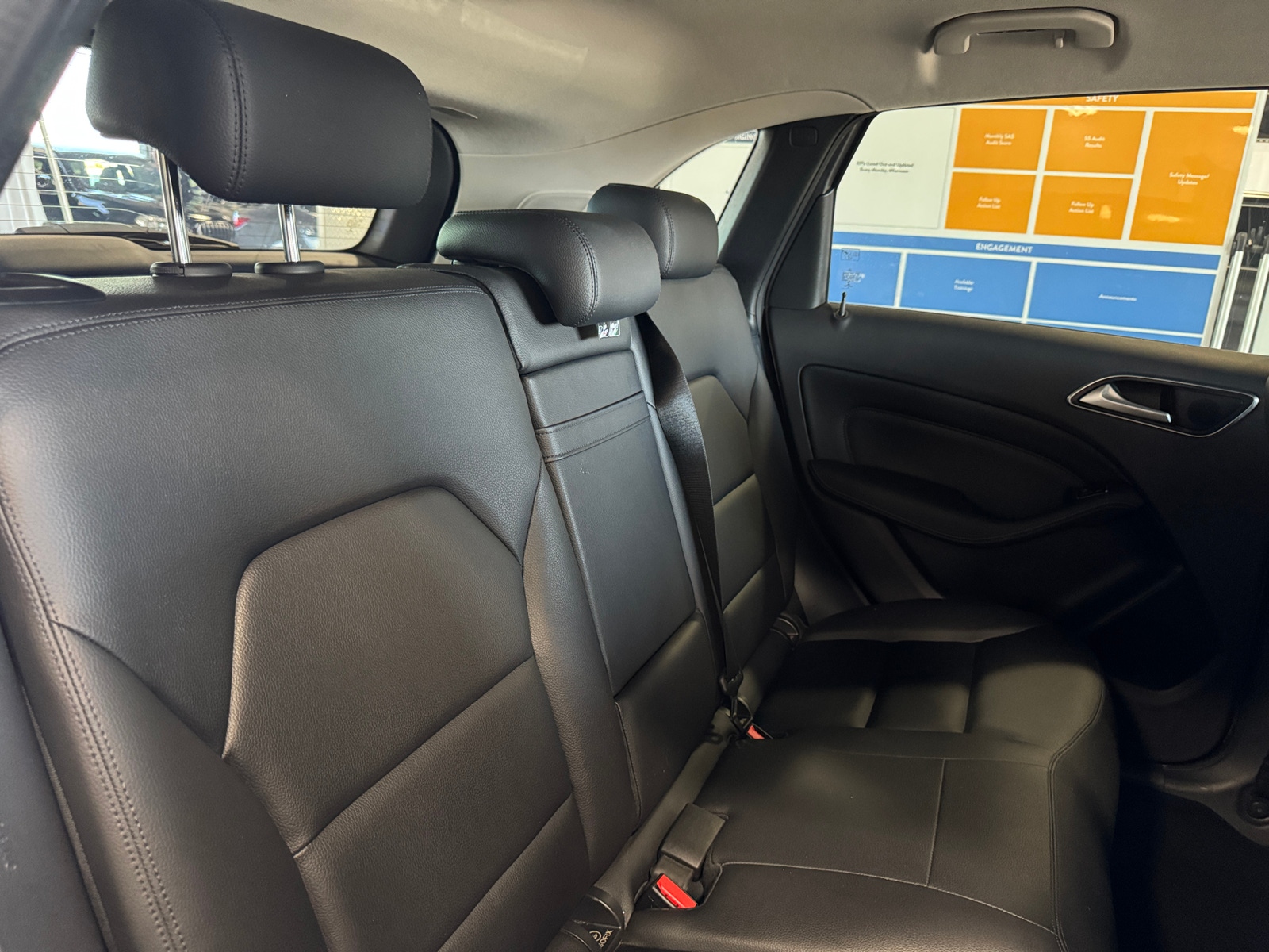 Thumbnail: 2014 Mercedes-Benz B-Class - 5