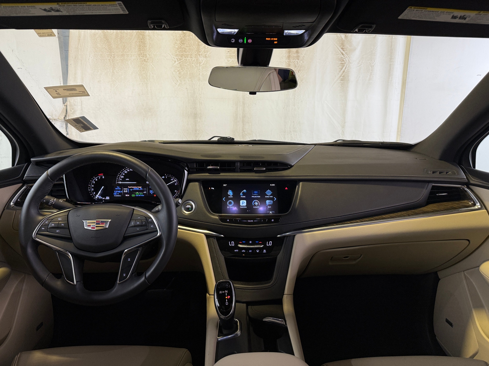 Thumbnail: 2017 Cadillac XT5 - 2