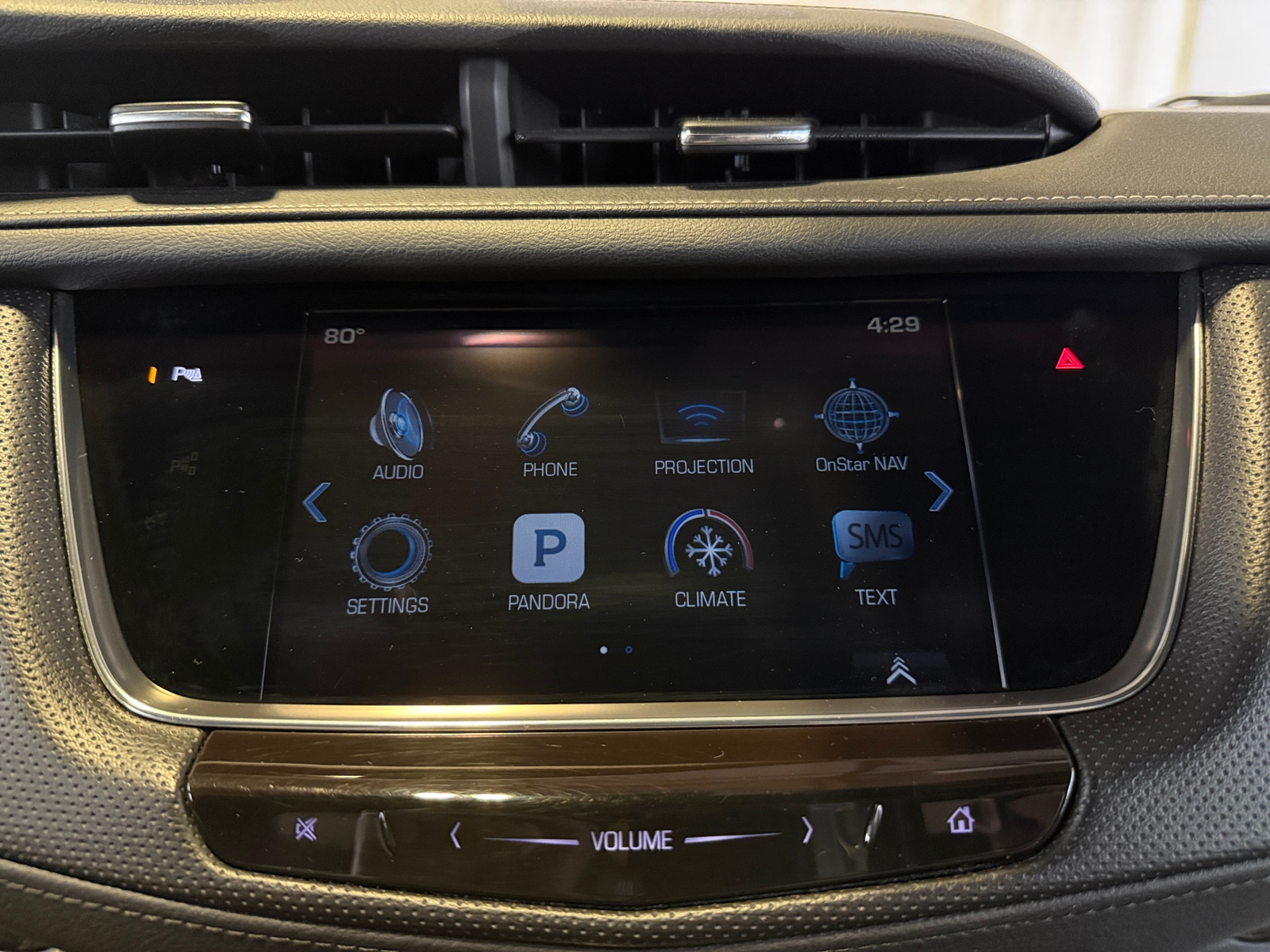 Thumbnail: 2017 Cadillac XT5 - 3