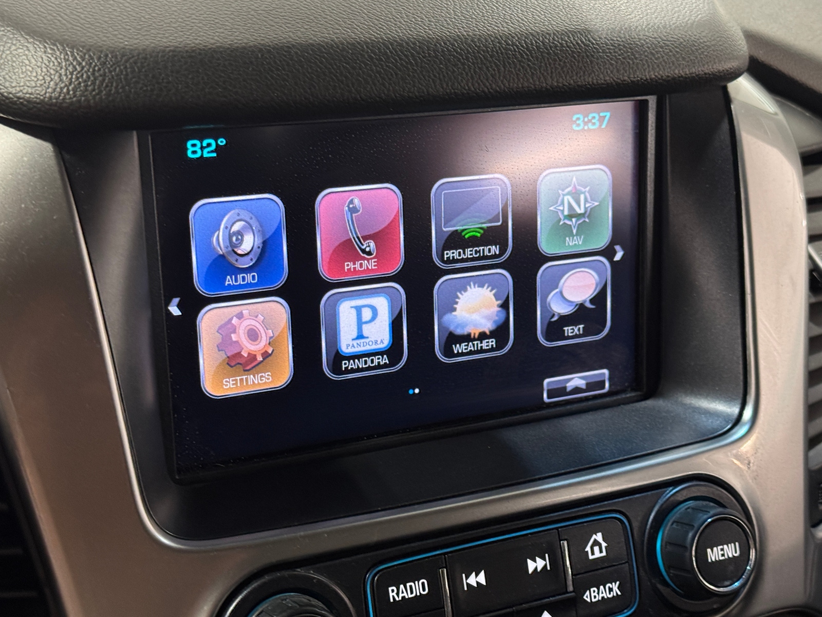 Thumbnail: 2016 Chevrolet Tahoe - 3