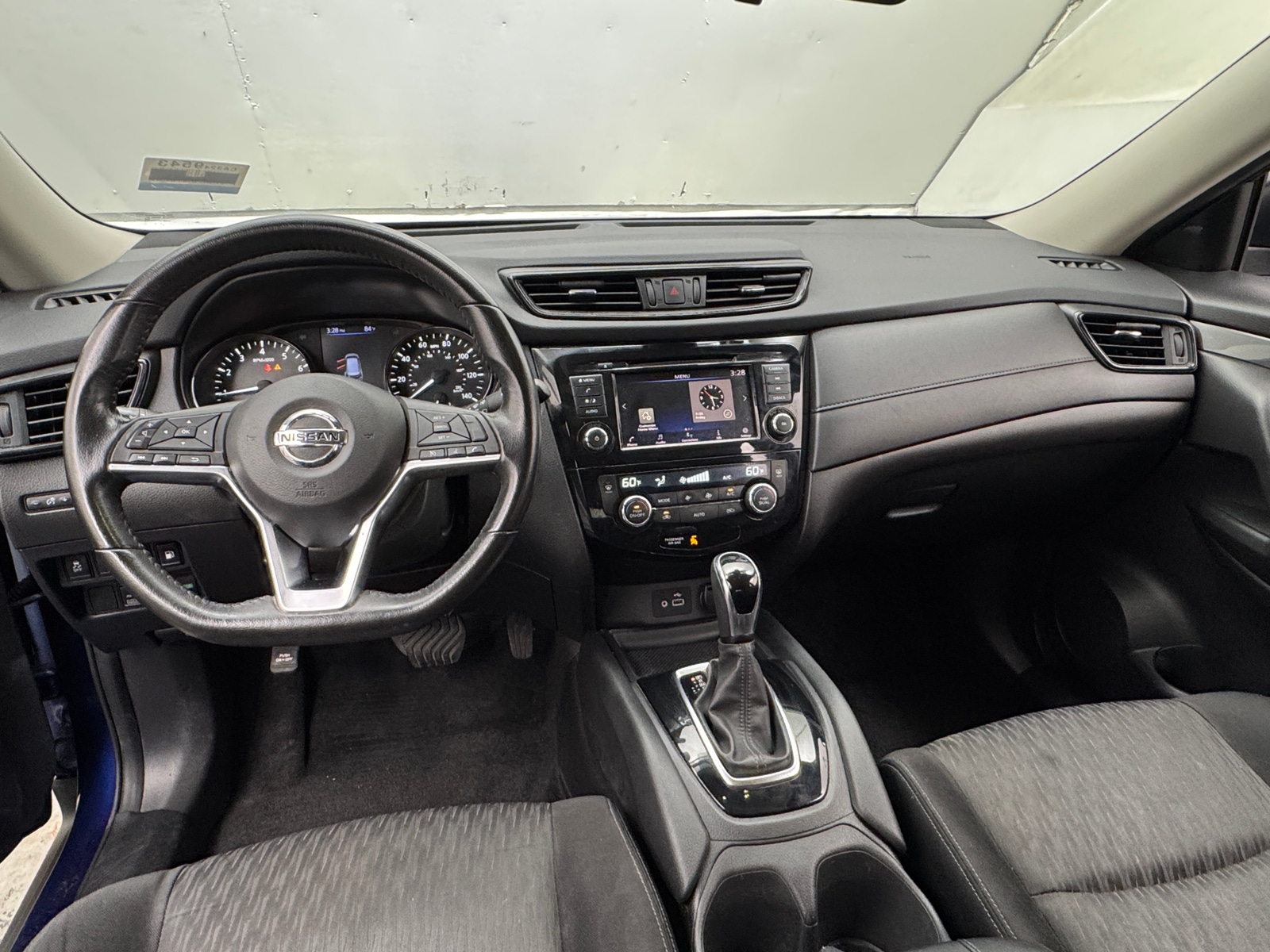 Thumbnail: 2019 Nissan Rogue - 3