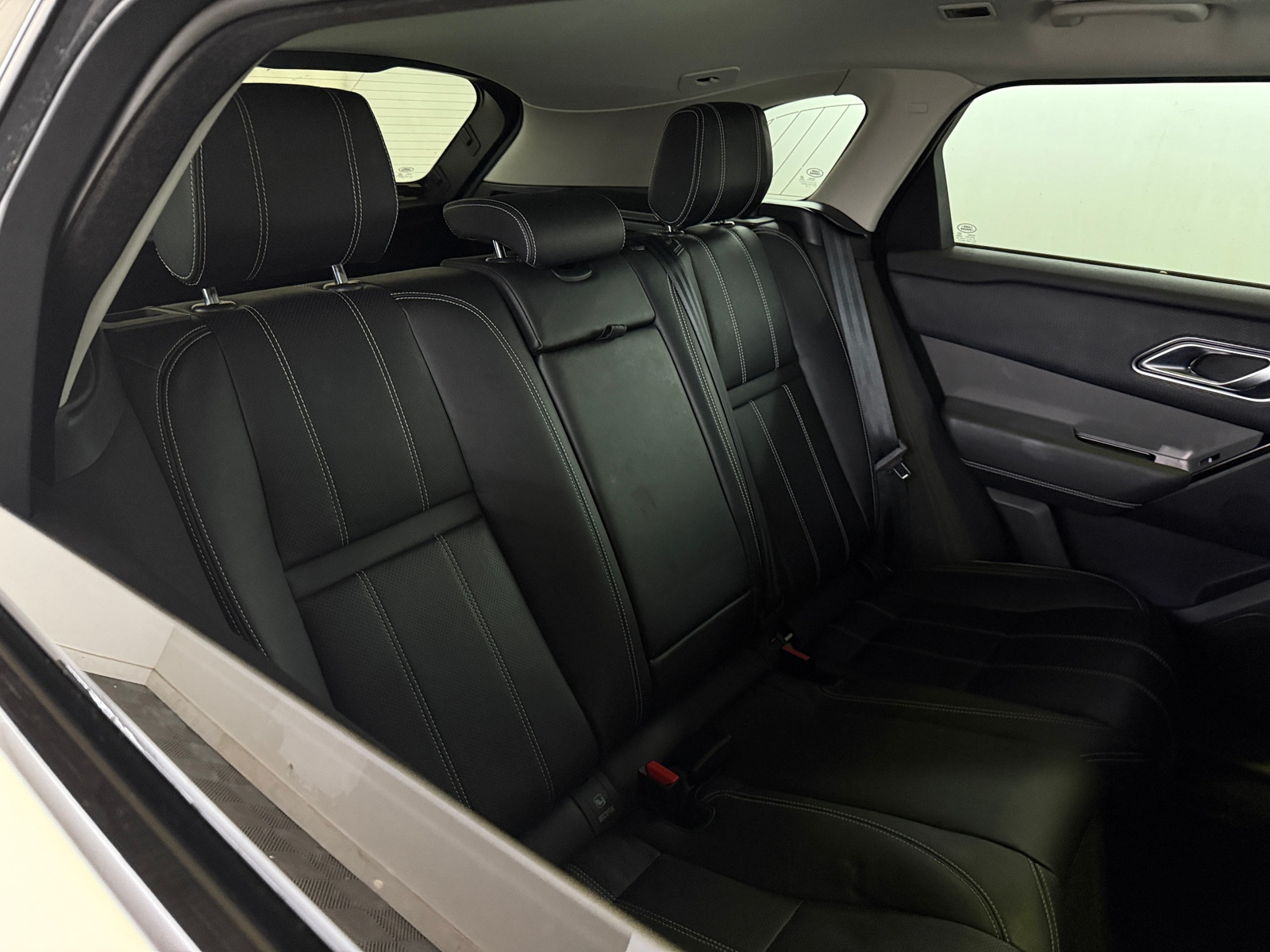 Thumbnail: 2020 Land Rover Range Rover Velar - 5