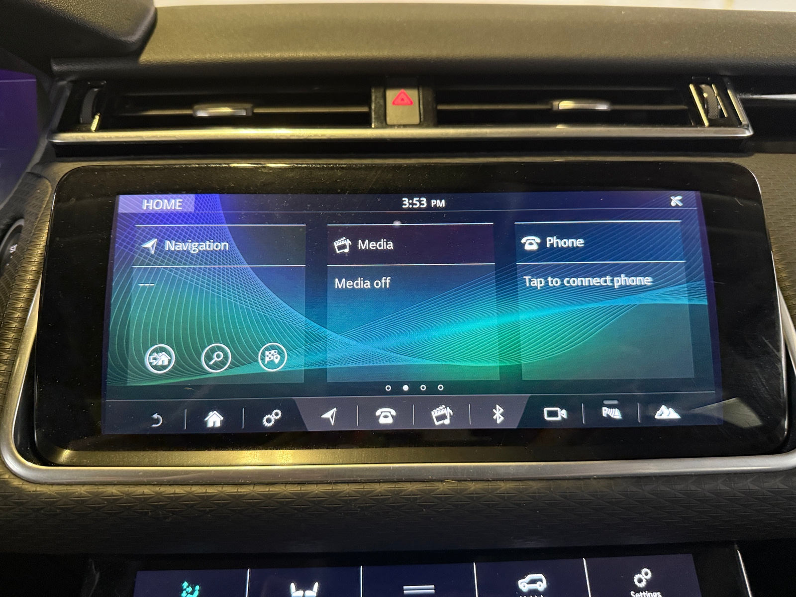 Thumbnail: 2020 Land Rover Range Rover Velar - 3