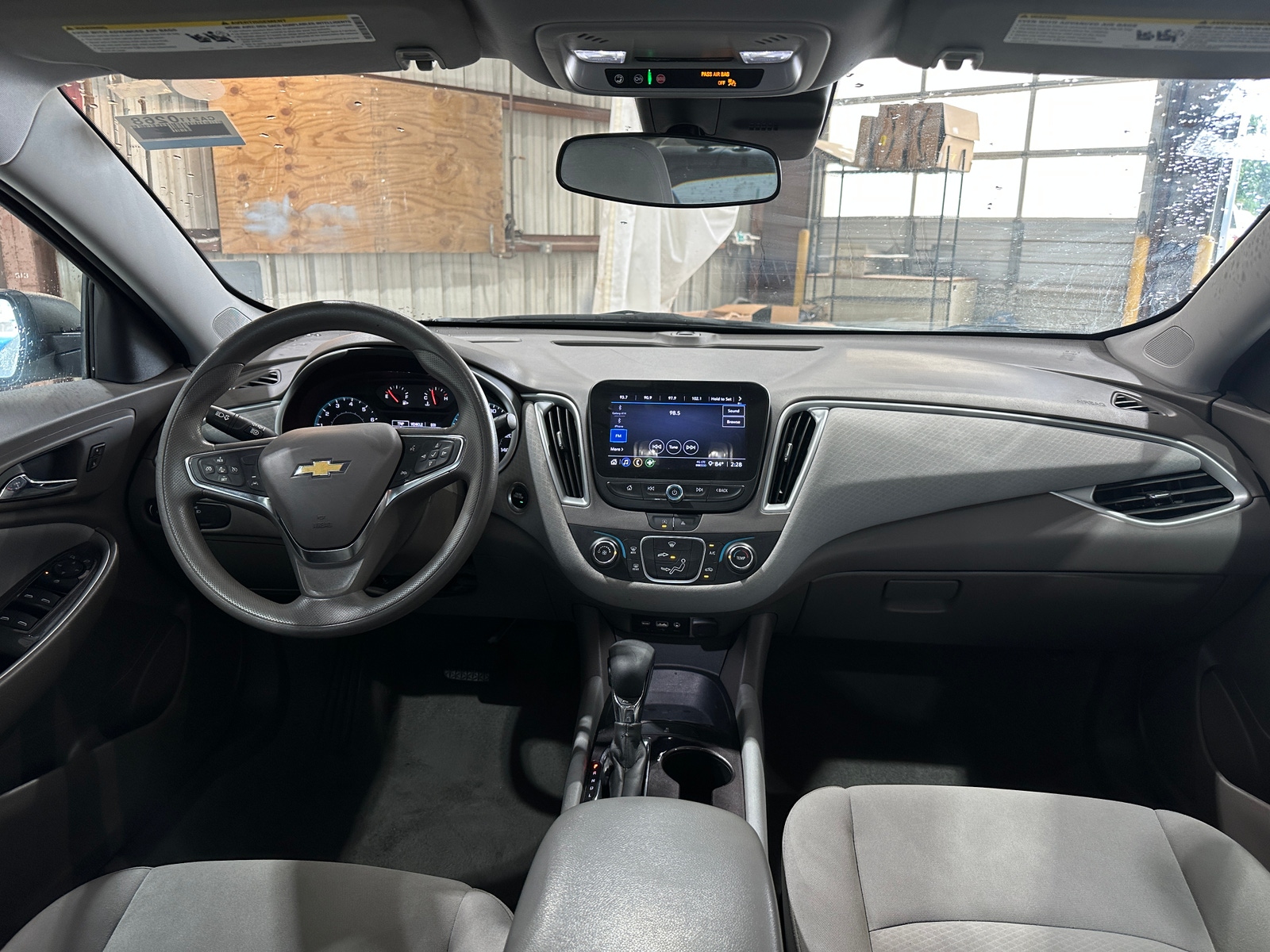 Thumbnail: 2023 Chevrolet Malibu - 3