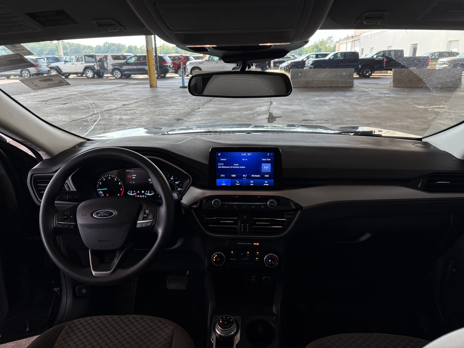 Thumbnail: 2021 Ford Escape - 3