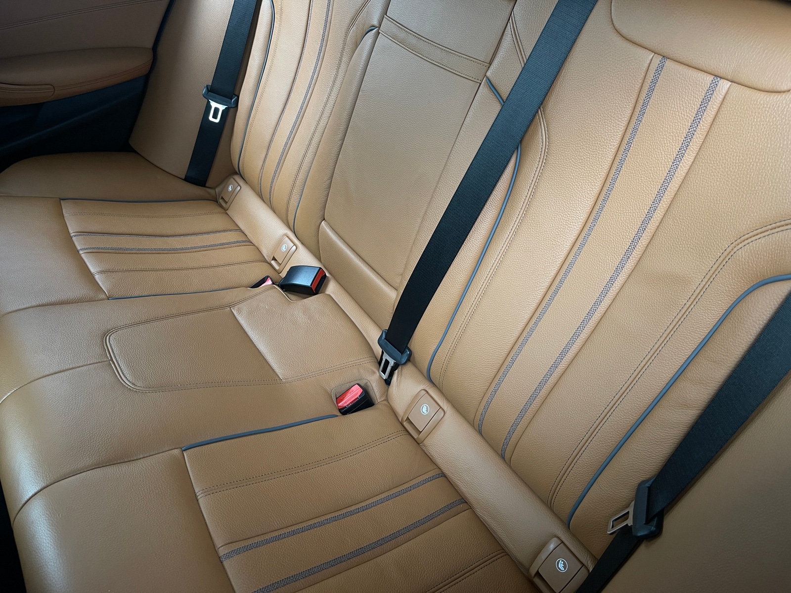 Thumbnail: 2018 BMW 5 Series - 5