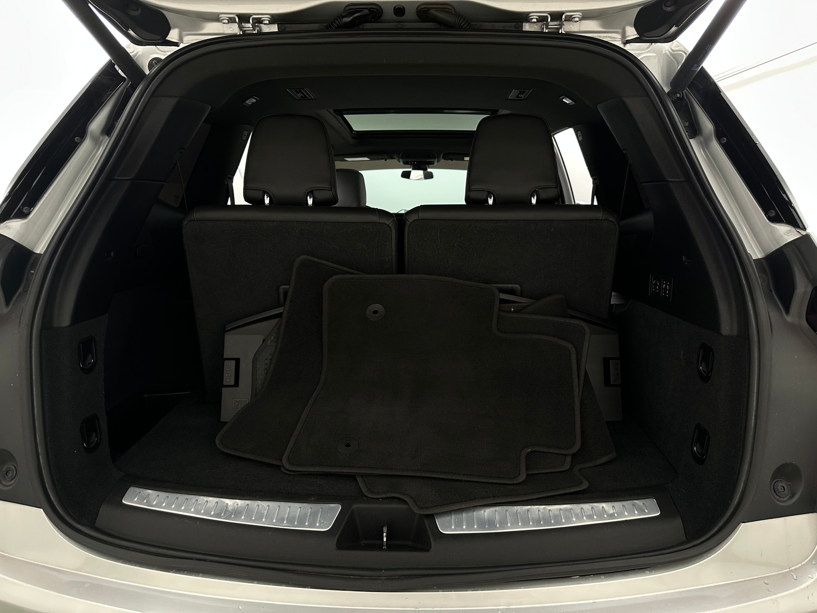Thumbnail: 2020 Cadillac XT6 - 6
