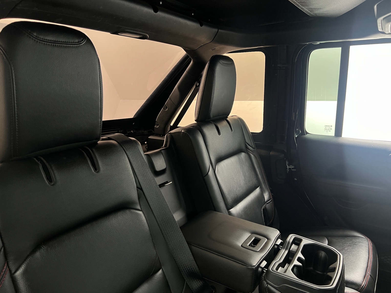 Thumbnail: 2019 Jeep Wrangler - 5