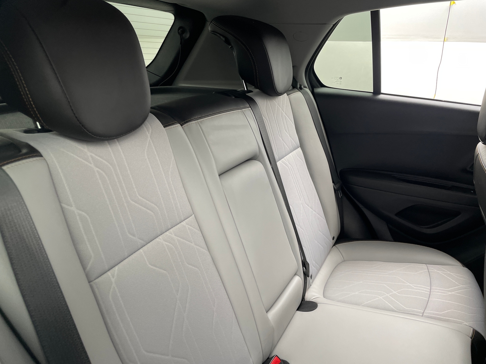 Thumbnail: 2020 Chevrolet Trax - 6