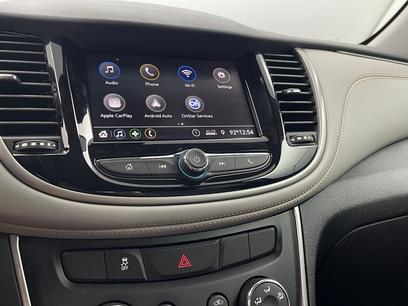 Thumbnail: 2020 Chevrolet Trax - 4