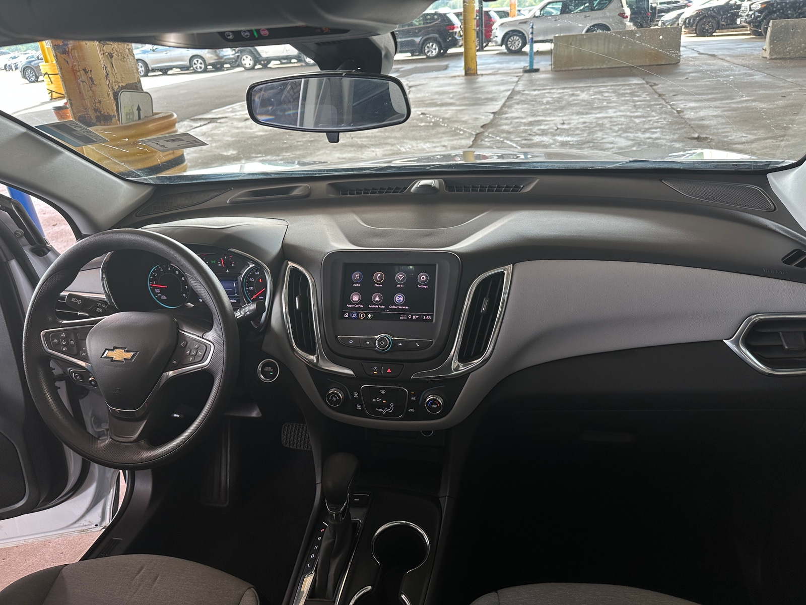 Thumbnail: 2023 Chevrolet Equinox - 3