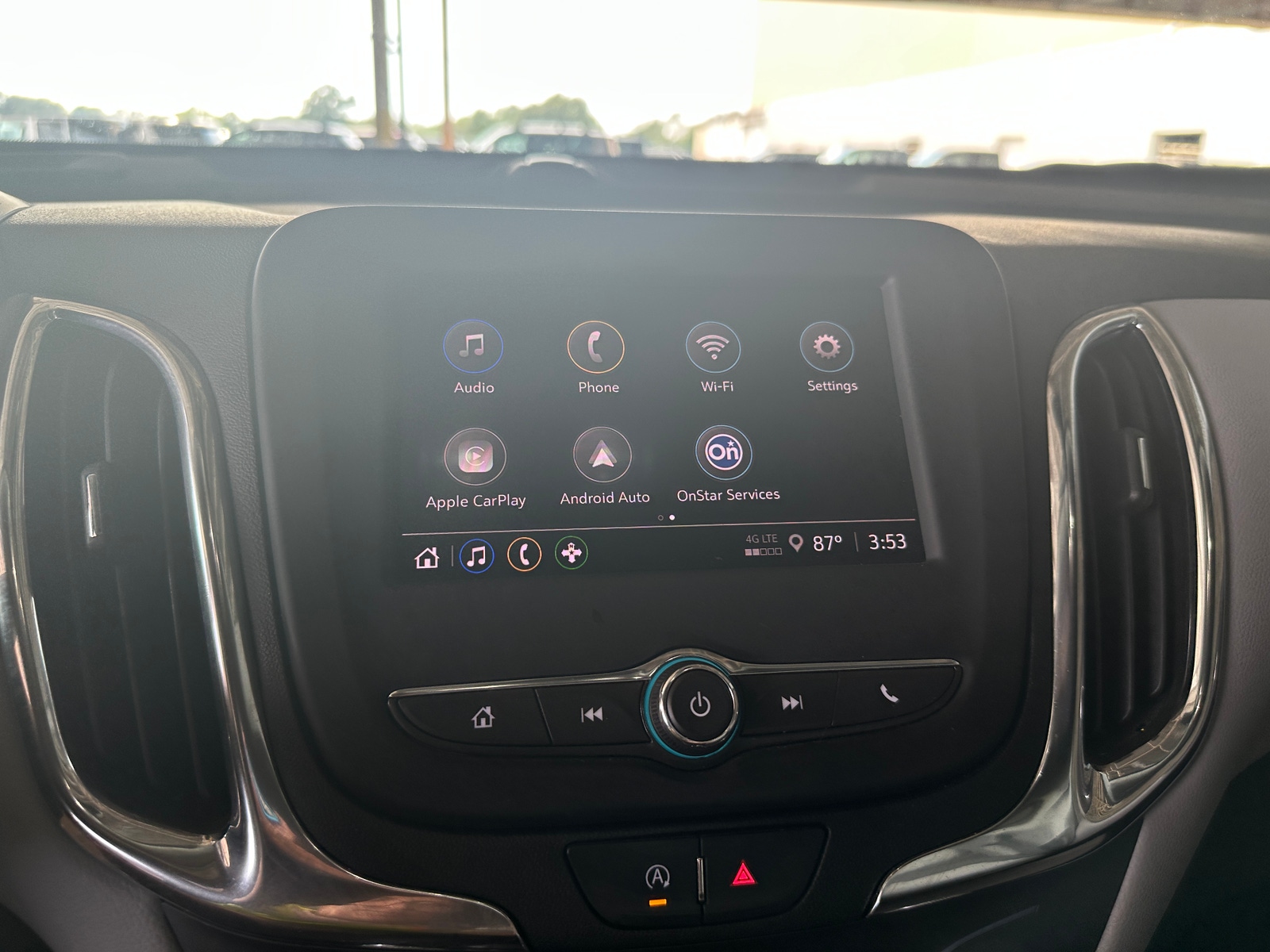 Thumbnail: 2023 Chevrolet Equinox - 4