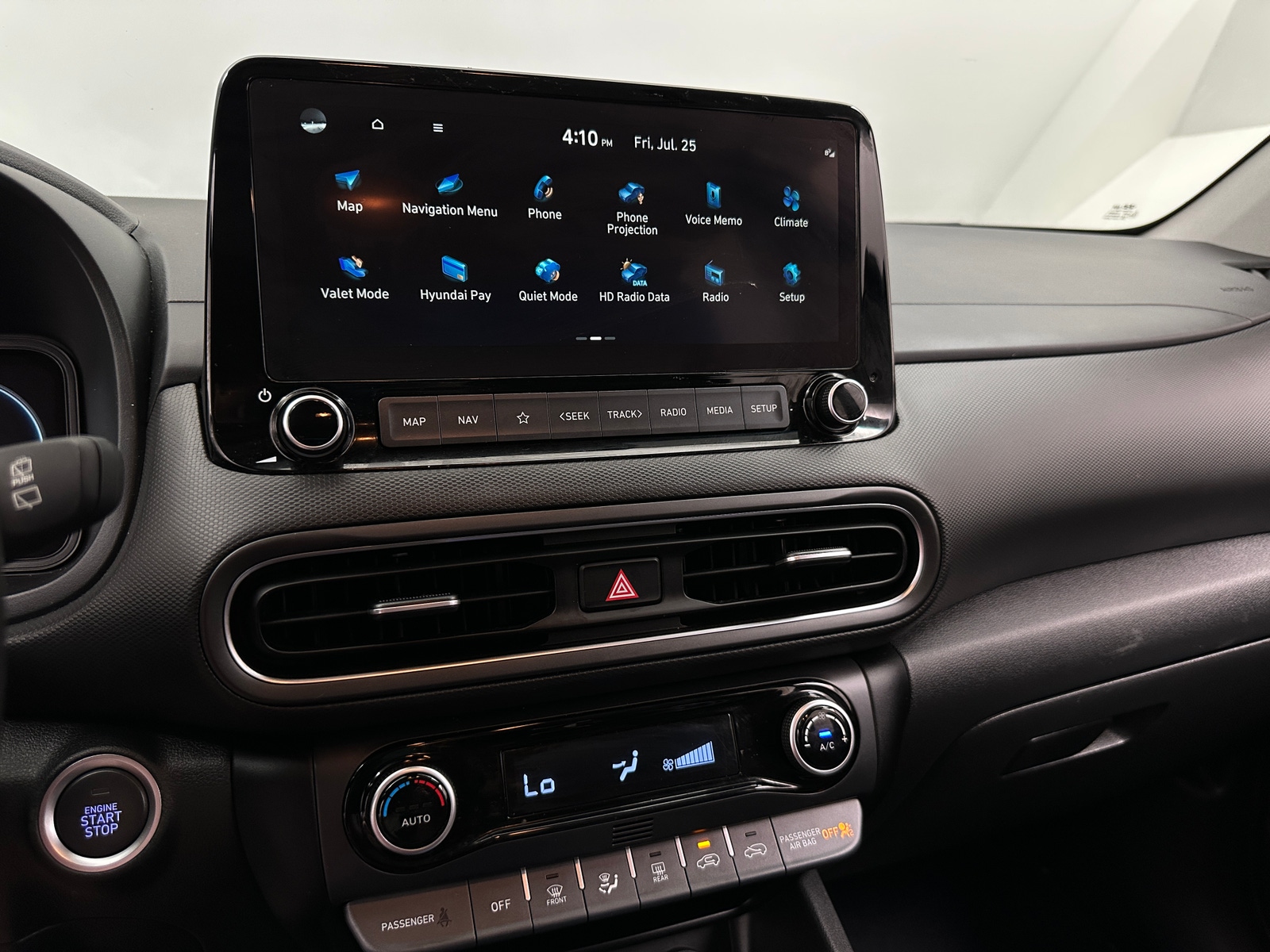 Thumbnail: 2023 Hyundai Kona - 3
