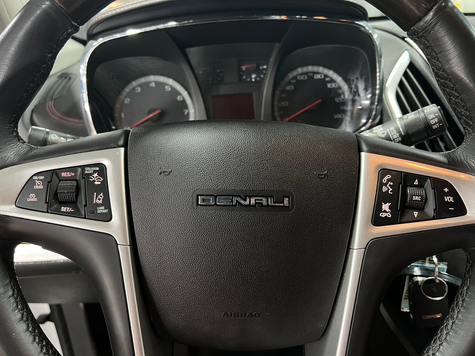 Thumbnail: 2015 GMC Terrain - 4