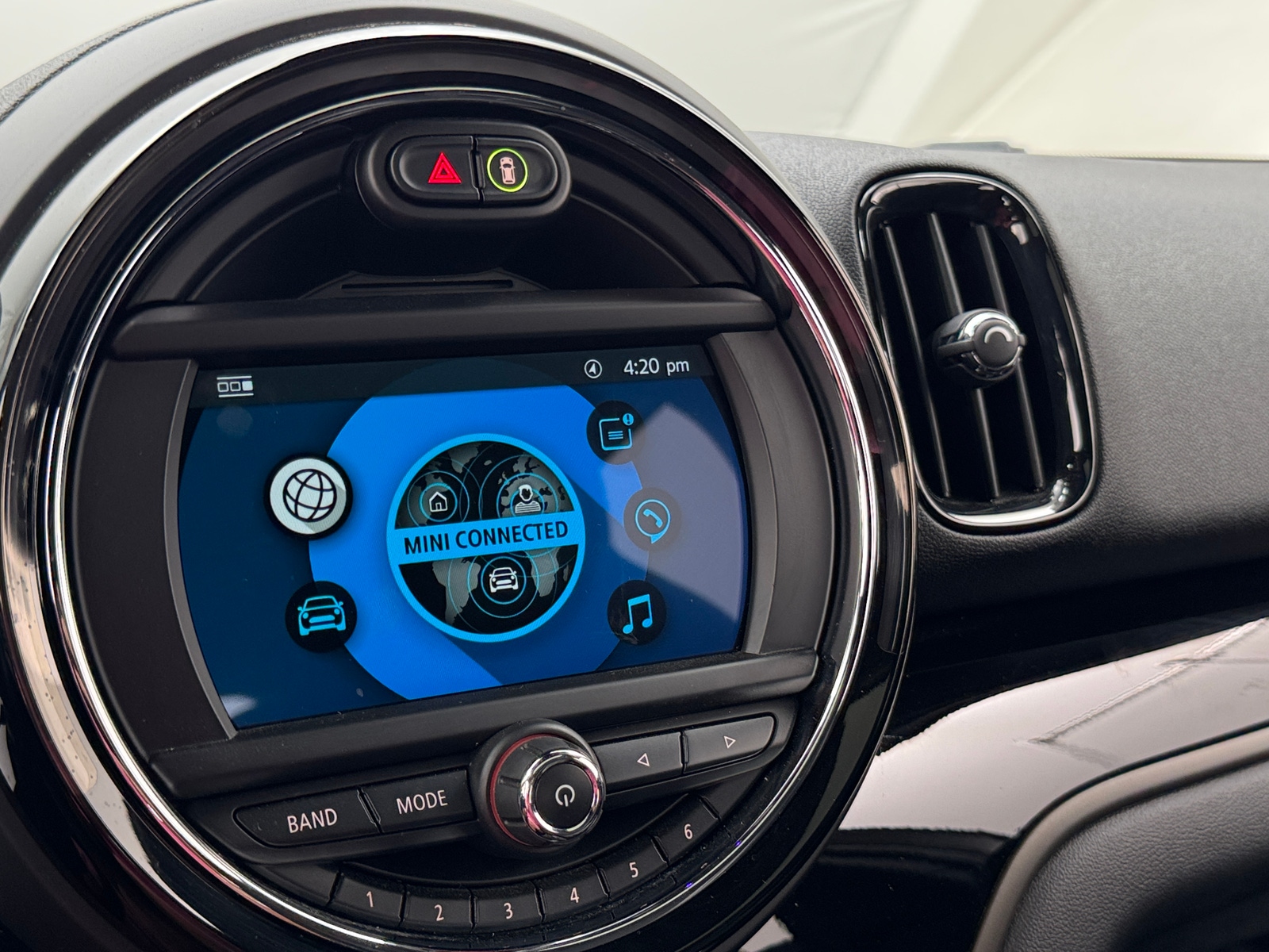 Thumbnail: 2020 MINI Cooper Countryman - 4