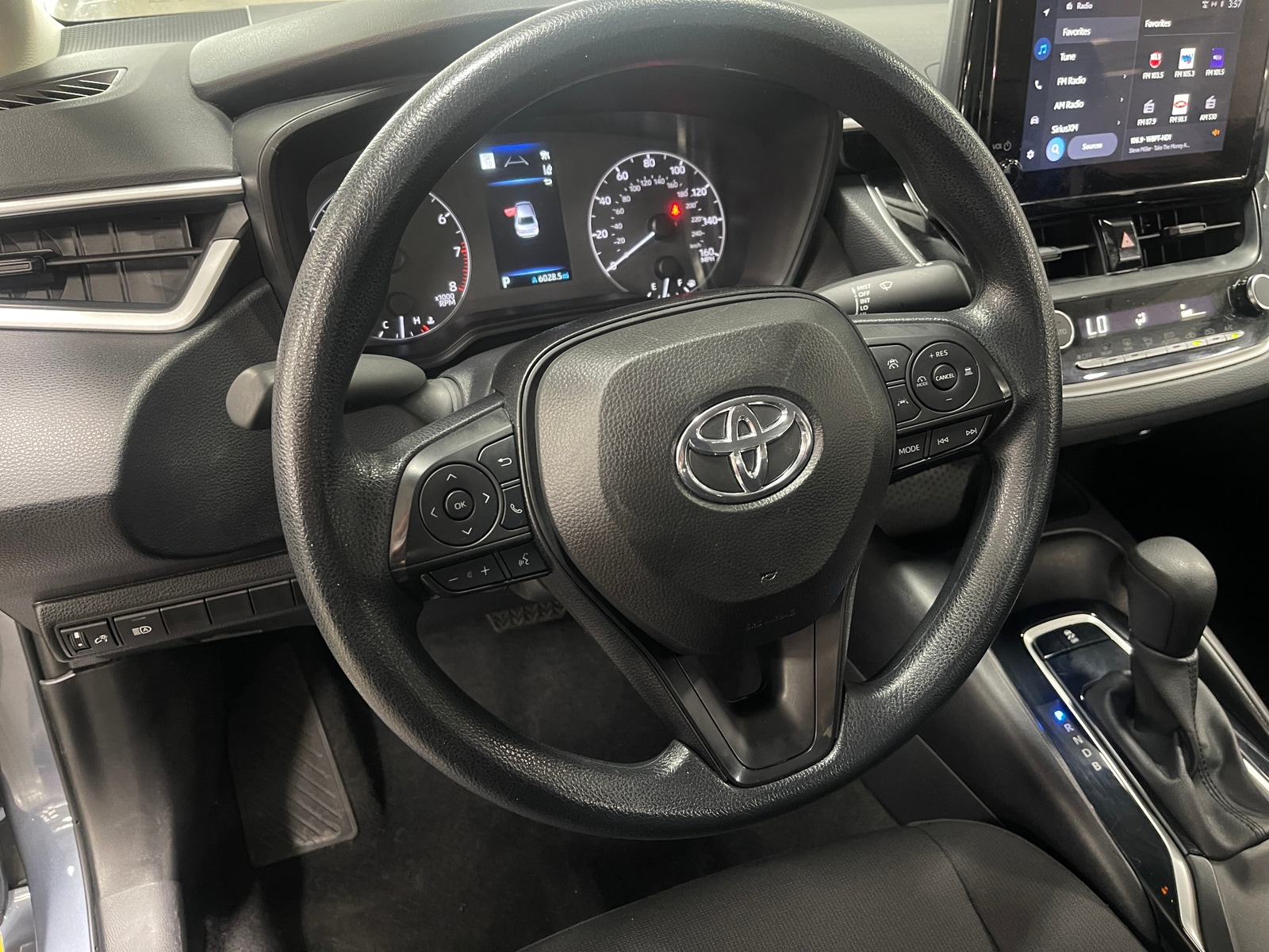 Thumbnail: 2025 Toyota Corolla - 5