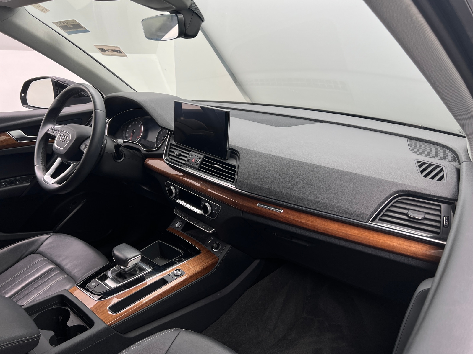 Thumbnail: 2023 Audi Q5 - 2