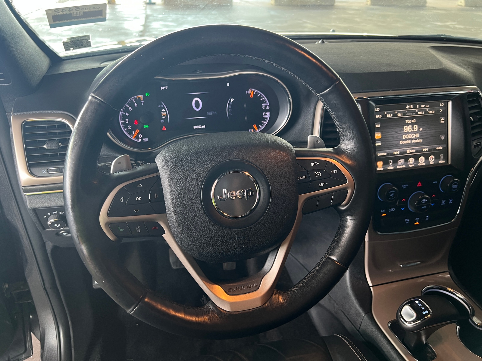 Thumbnail: 2015 Jeep Grand Cherokee - 4