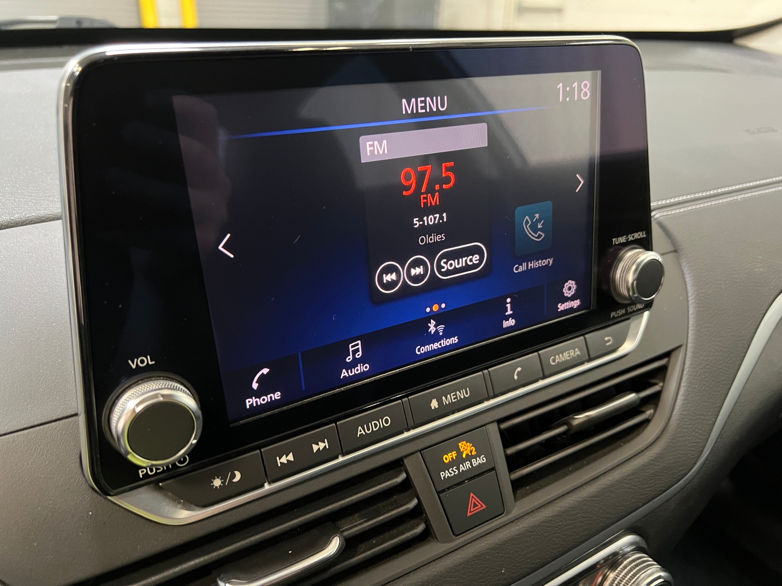 Thumbnail: 2019 Nissan Altima - 4
