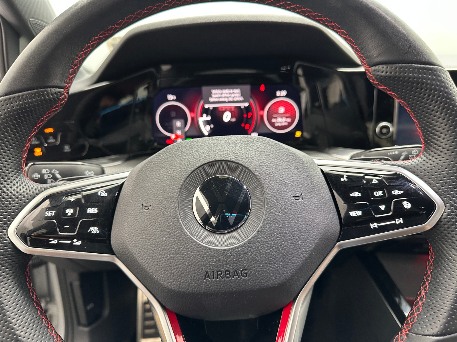 Thumbnail: 2023 Volkswagen Golf - 5