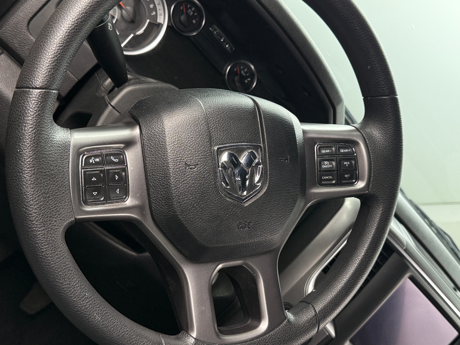 Thumbnail: 2021 RAM 1500 Classic - 5
