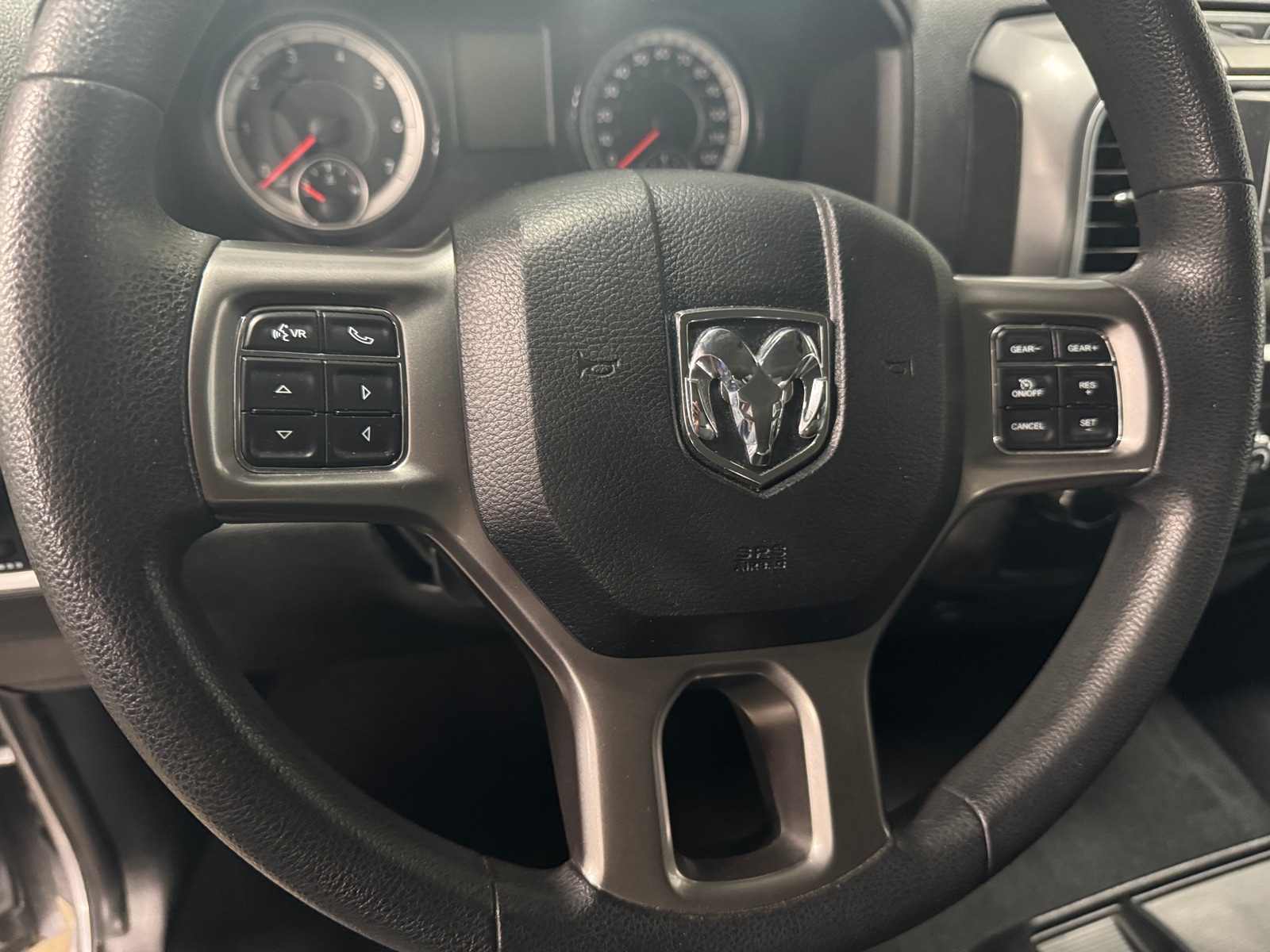 Thumbnail: 2021 RAM 1500 Classic - 5