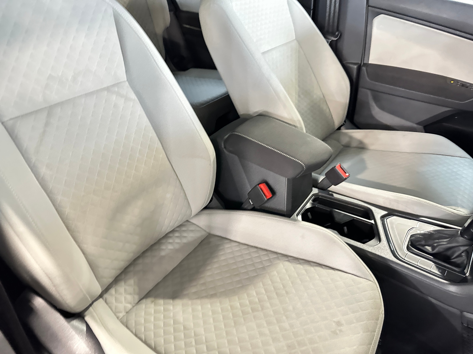 Thumbnail: 2021 Volkswagen Tiguan - 2