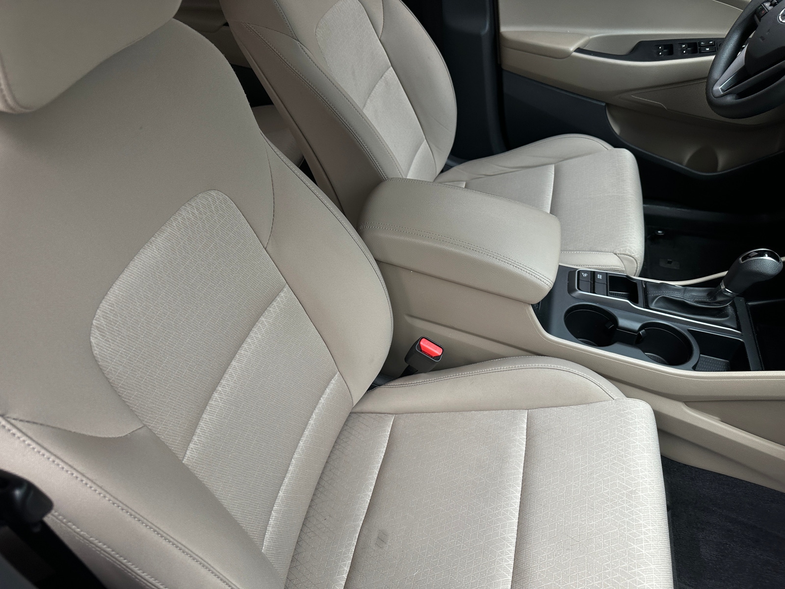 Thumbnail: 2016 Hyundai Tucson - 2