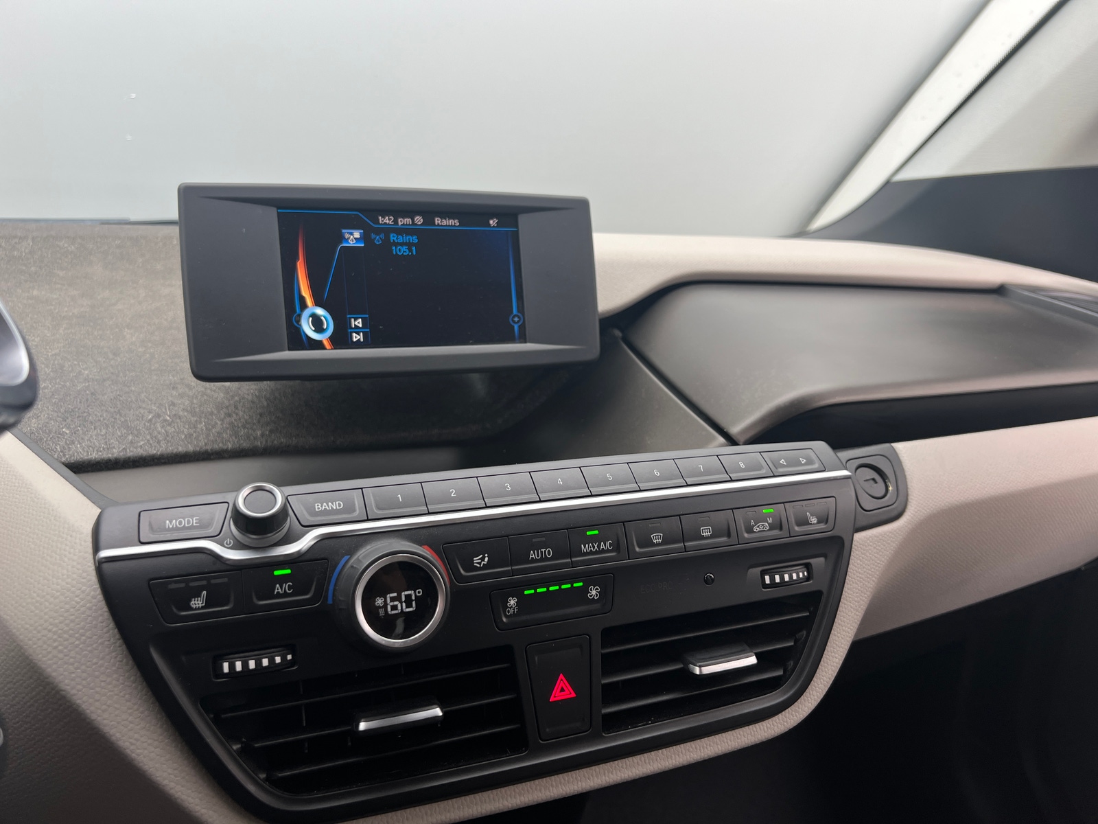 Thumbnail: 2015 BMW i3 - 3