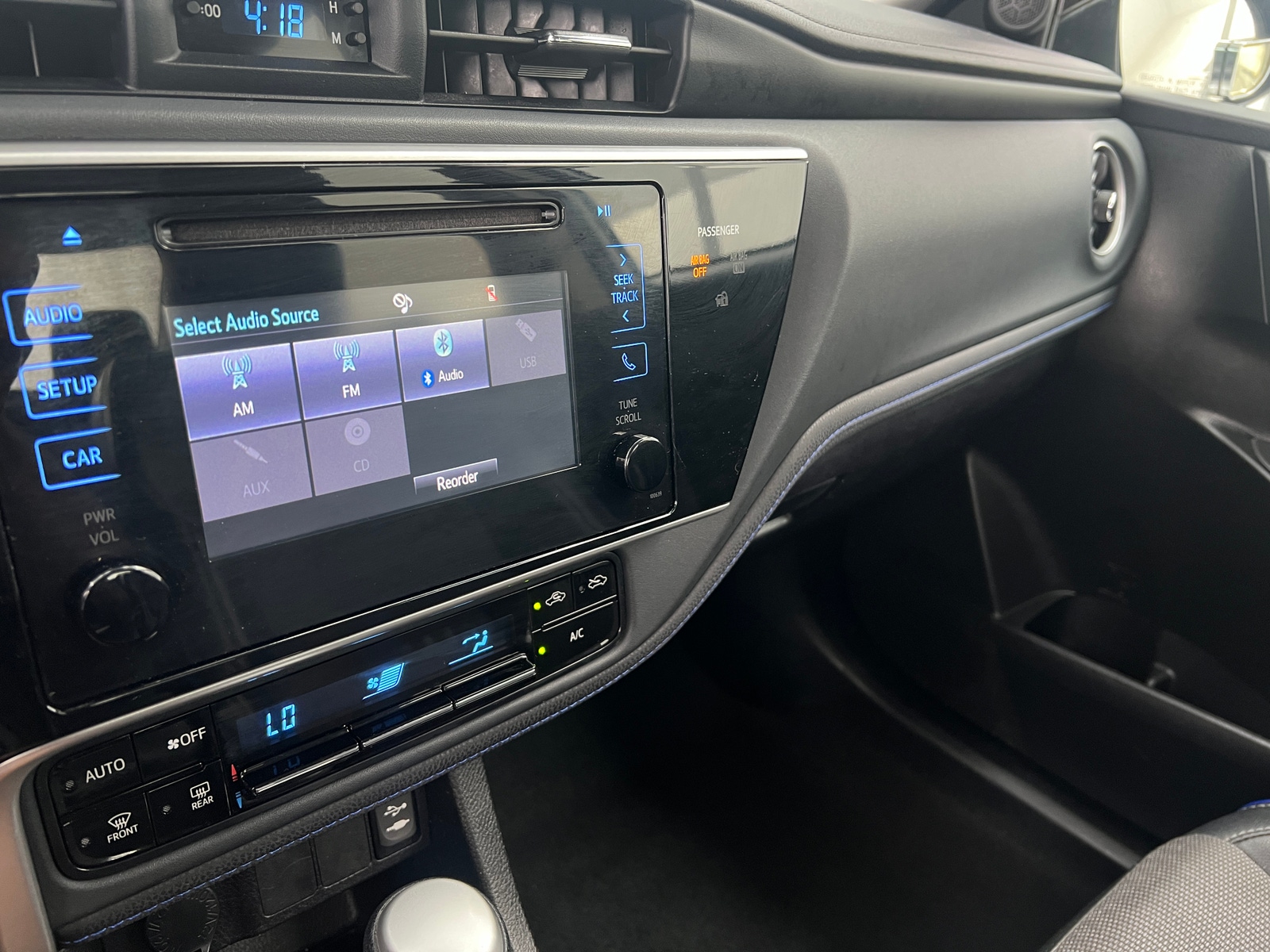 Thumbnail: 2017 Toyota Corolla - 4