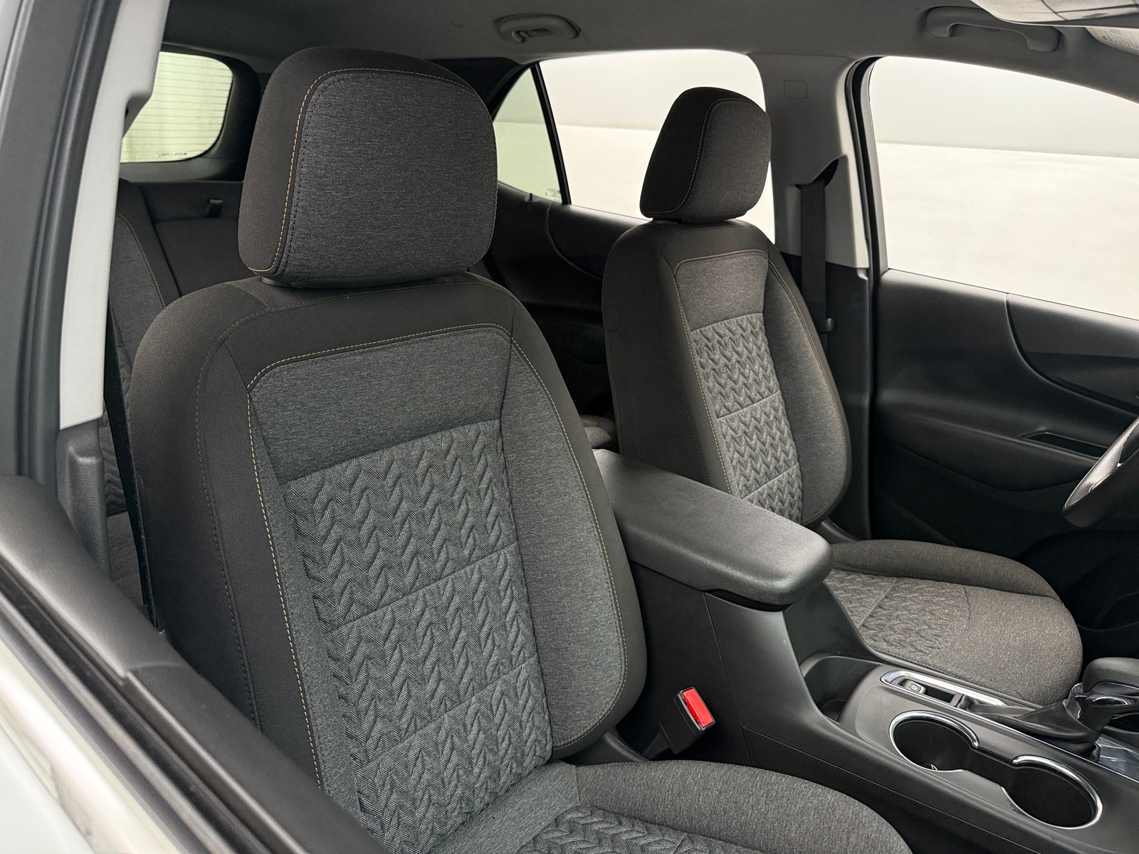 Thumbnail: 2023 Chevrolet Equinox - 2
