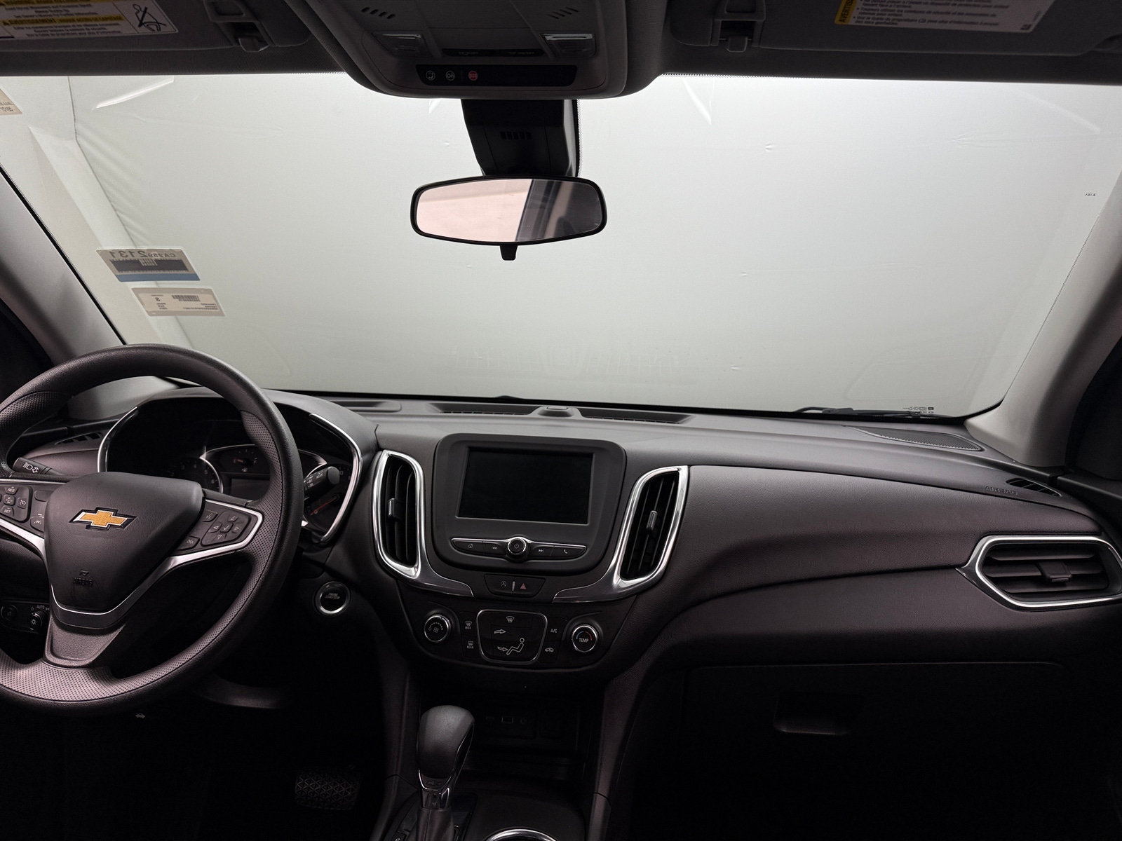 Thumbnail: 2023 Chevrolet Equinox - 3