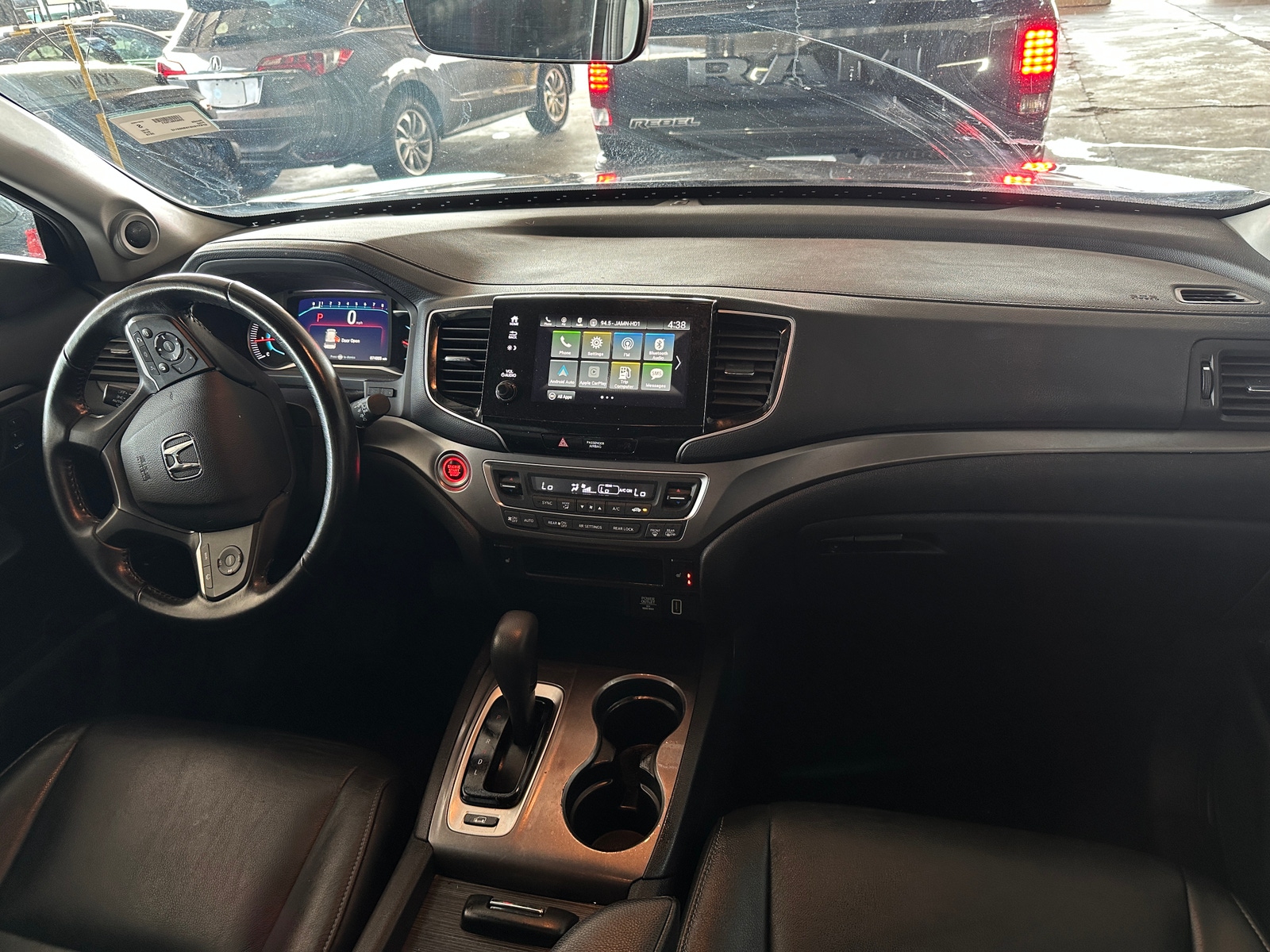 Thumbnail: 2019 Honda Pilot - 2