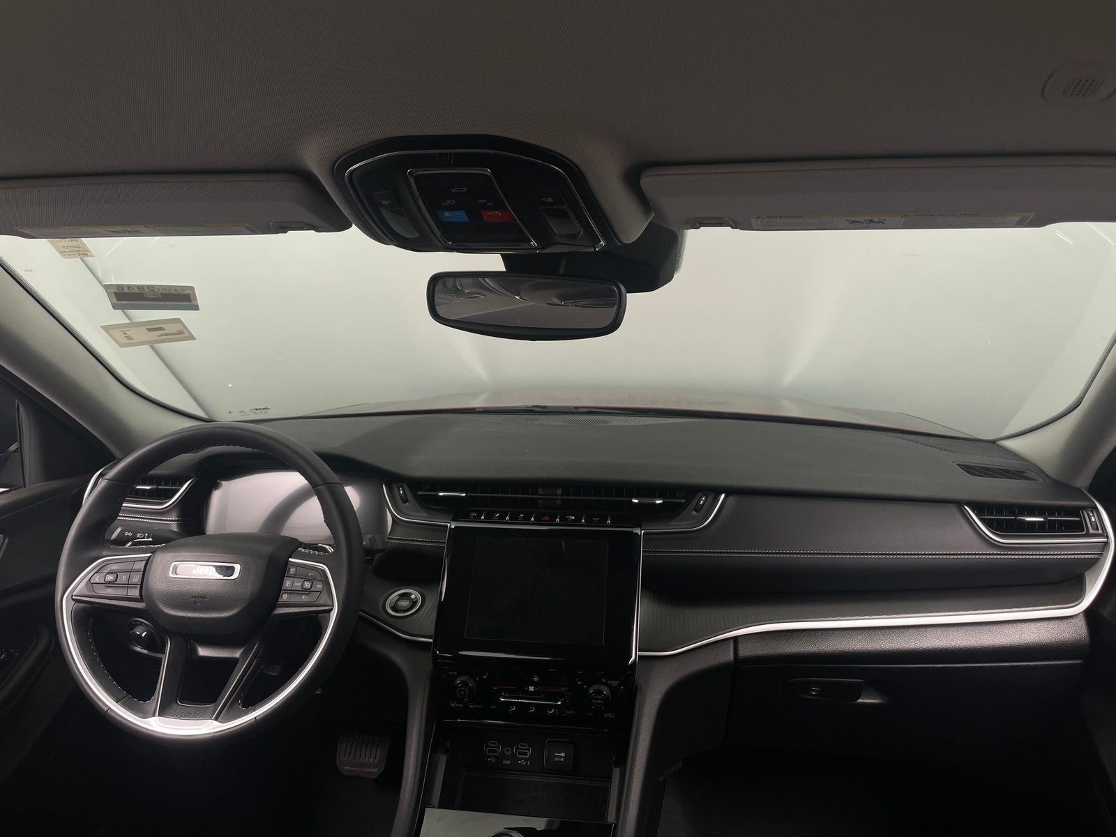 Thumbnail: 2023 Jeep Grand Cherokee L - 3