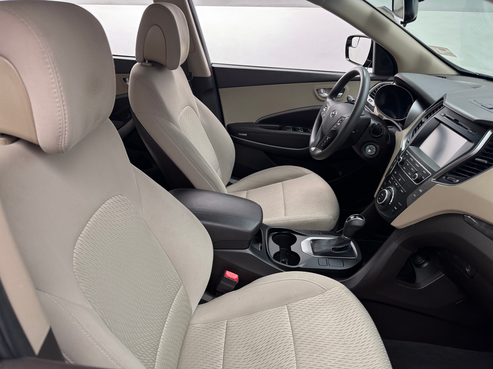 Thumbnail: 2017 Hyundai Santa Fe - 2