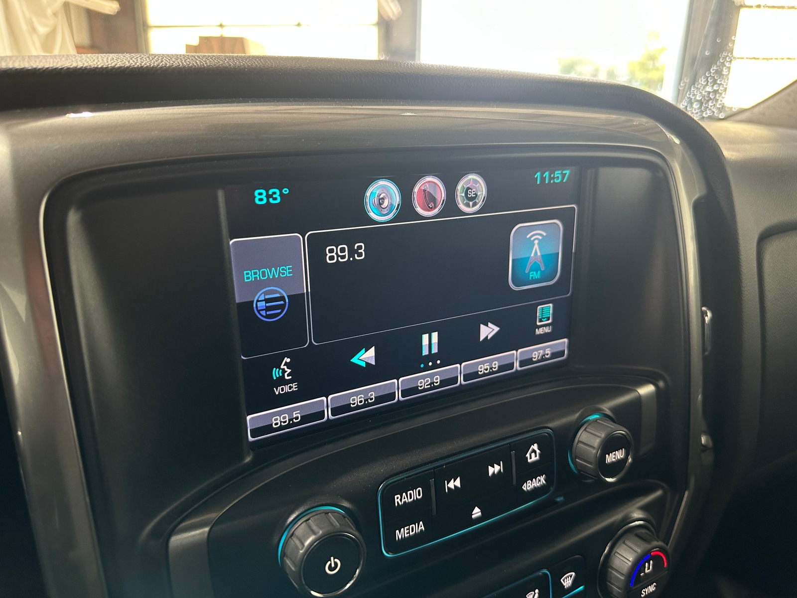 Thumbnail: 2015 Chevrolet Silverado 1500 - 4