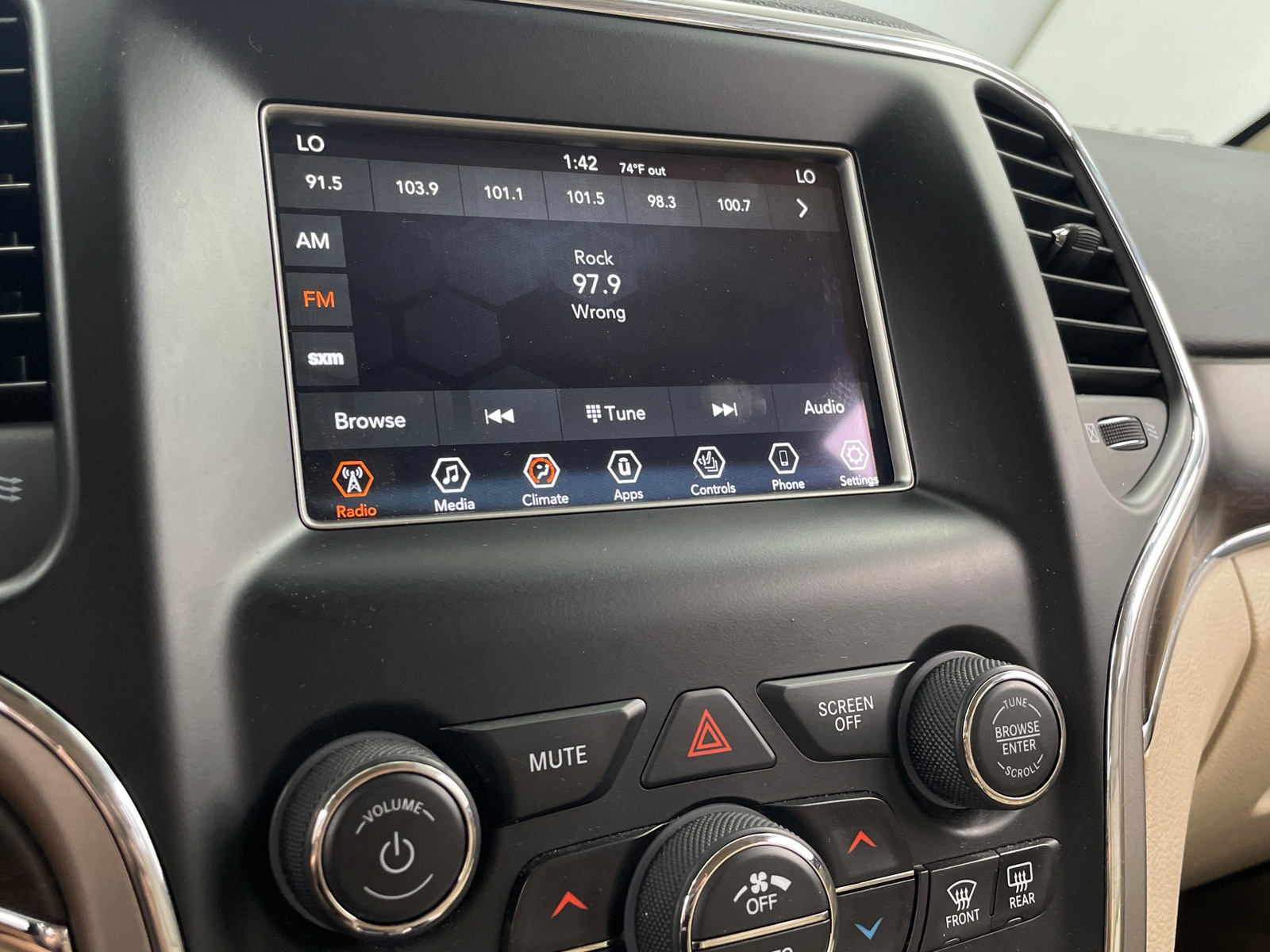 Thumbnail: 2018 Jeep Grand Cherokee - 4