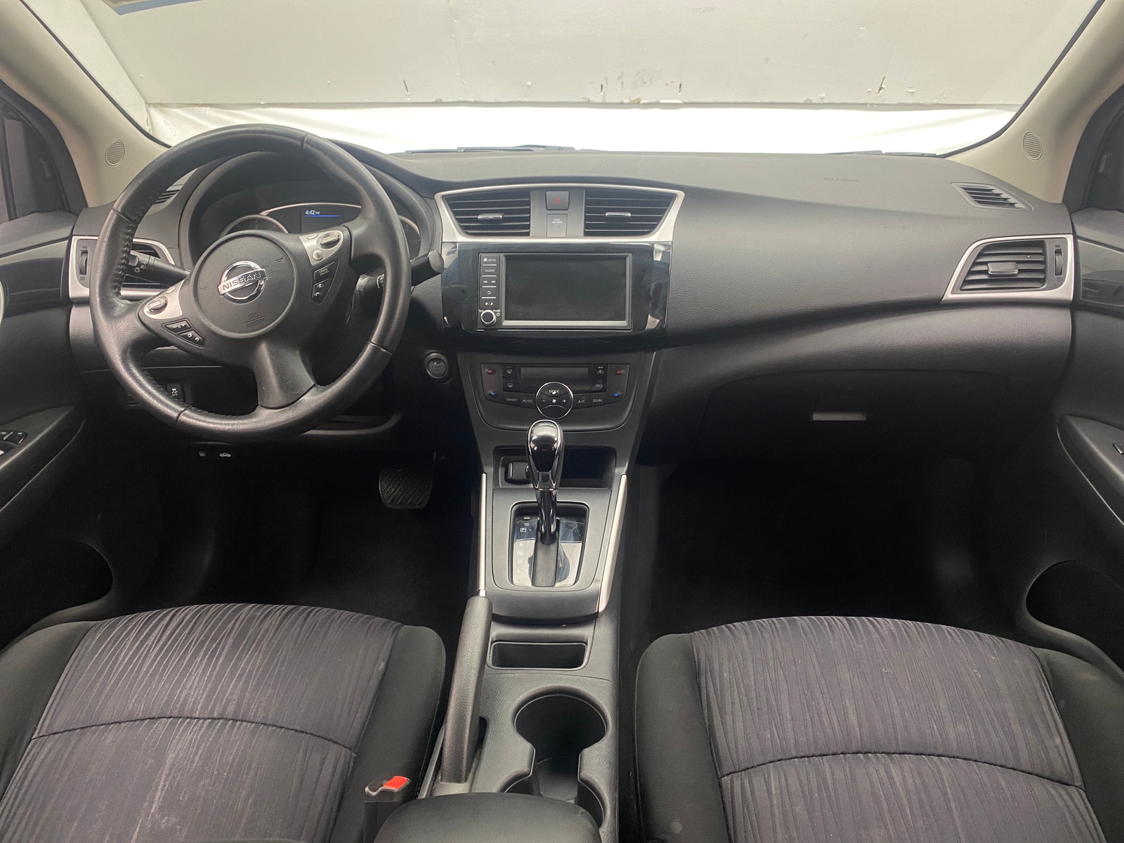Thumbnail: 2019 Nissan Sentra - 3