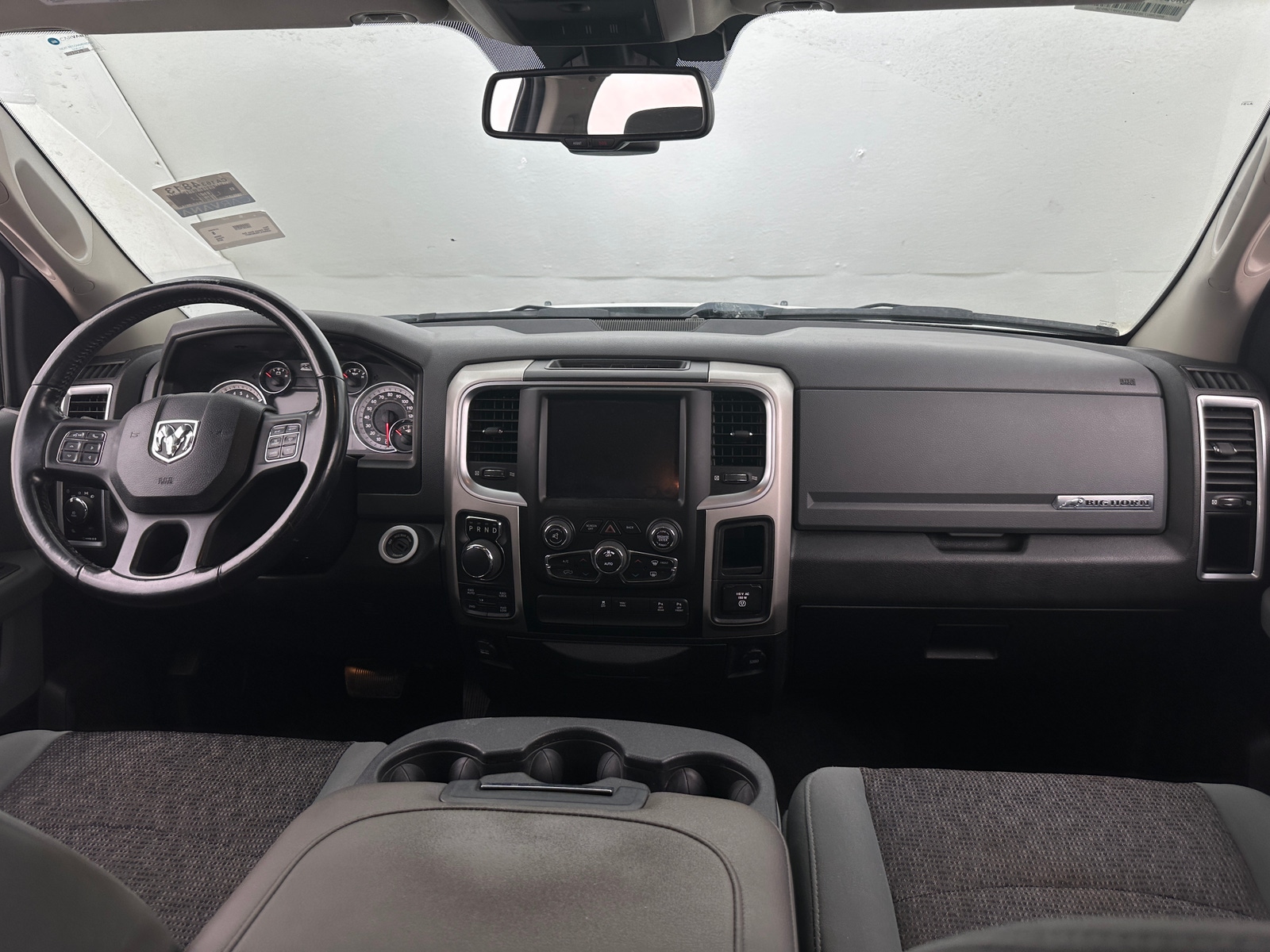 Thumbnail: 2019 RAM 1500 Classic - 3