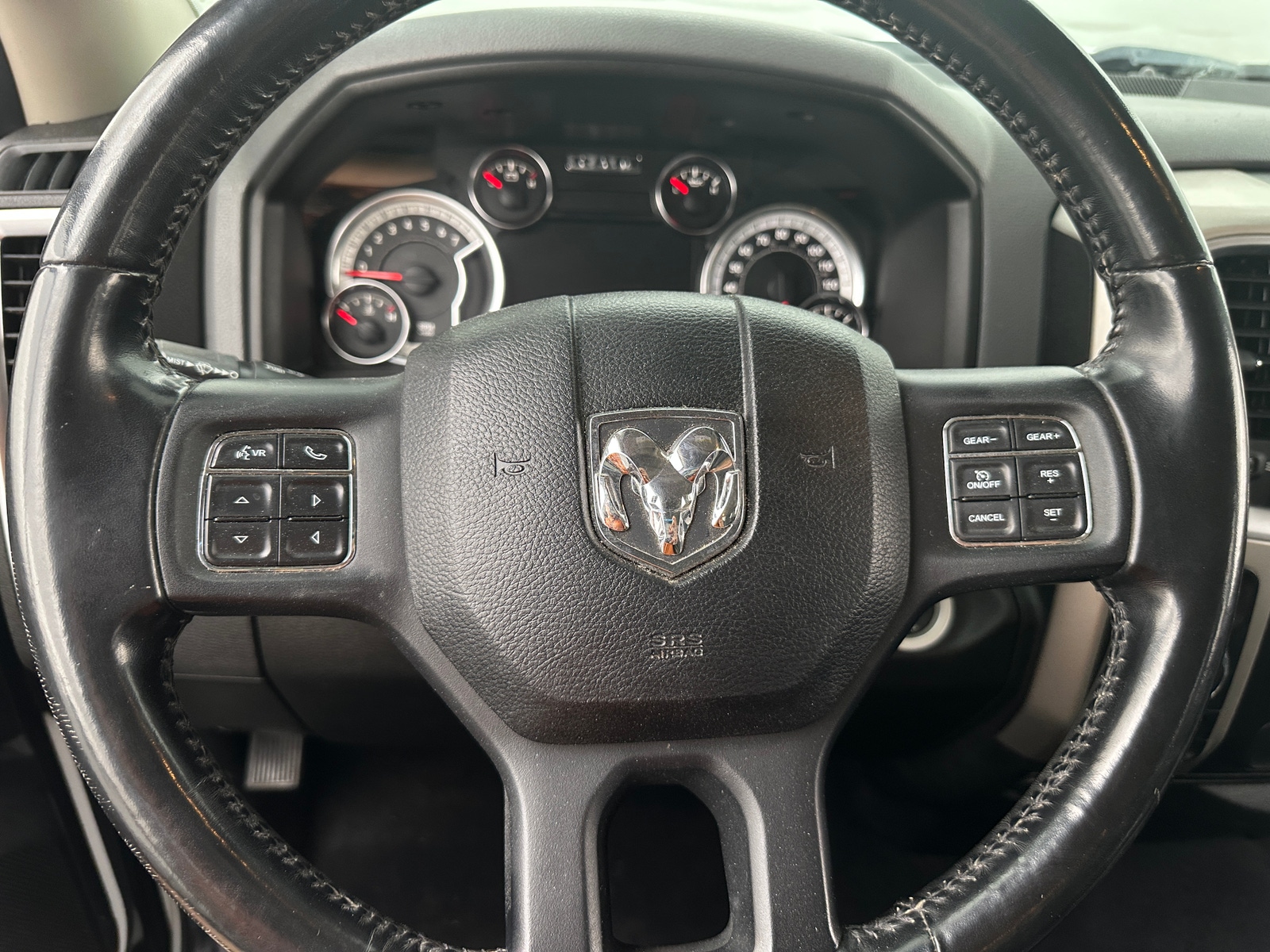 Thumbnail: 2019 RAM 1500 Classic - 5