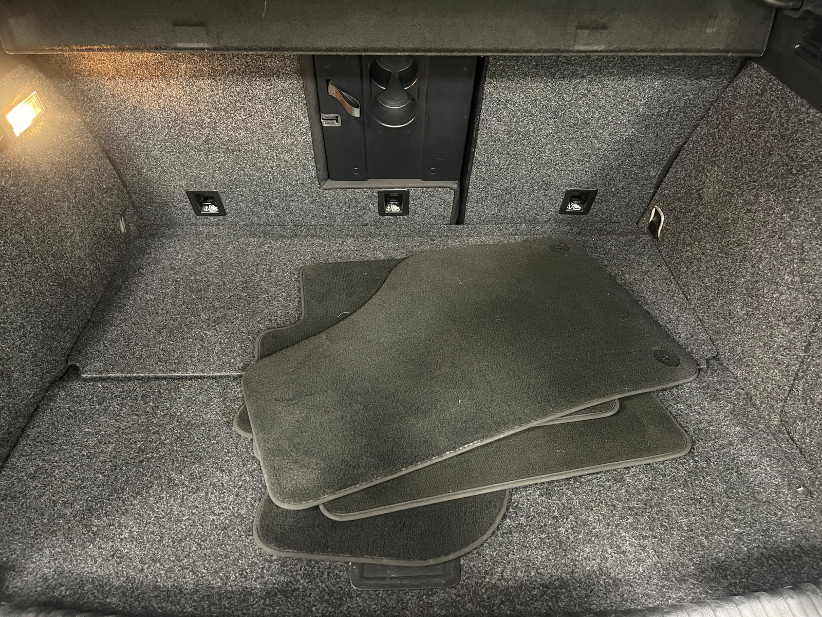 Thumbnail: 2015 Volkswagen Tiguan - 7