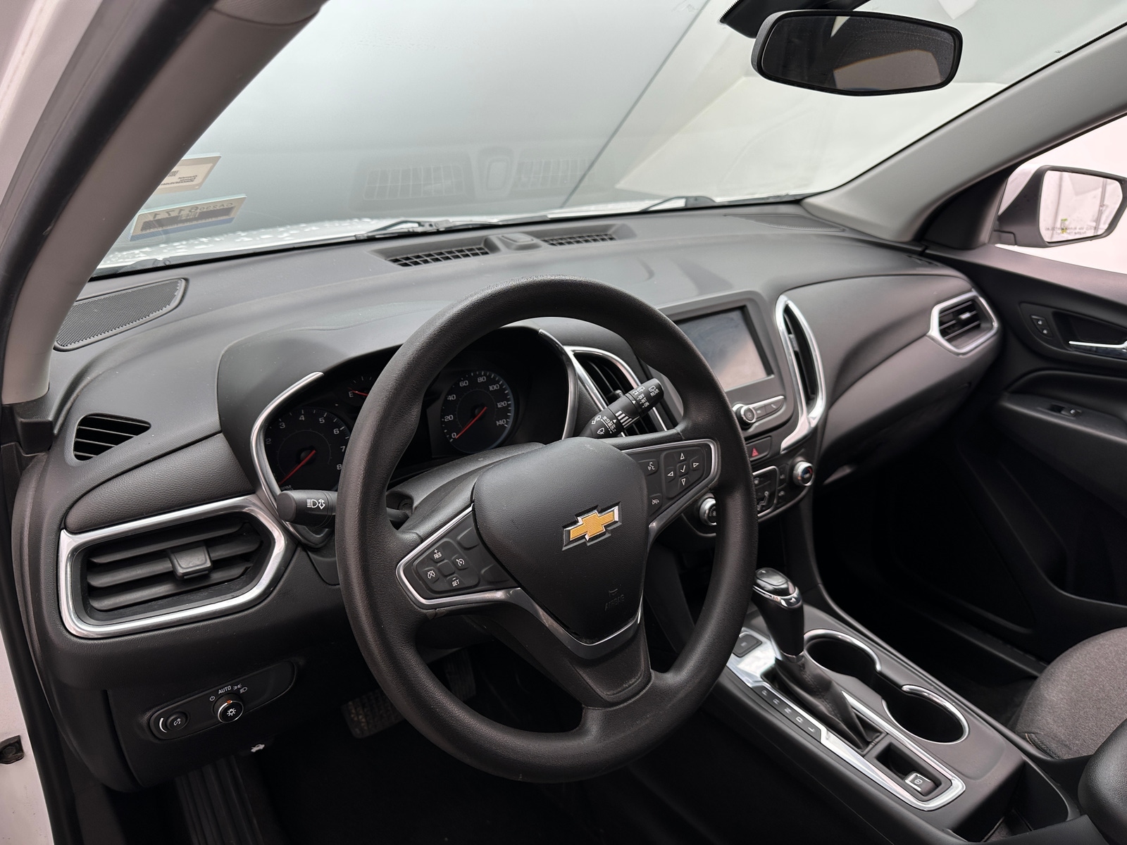 Thumbnail: 2018 Chevrolet Equinox - 3