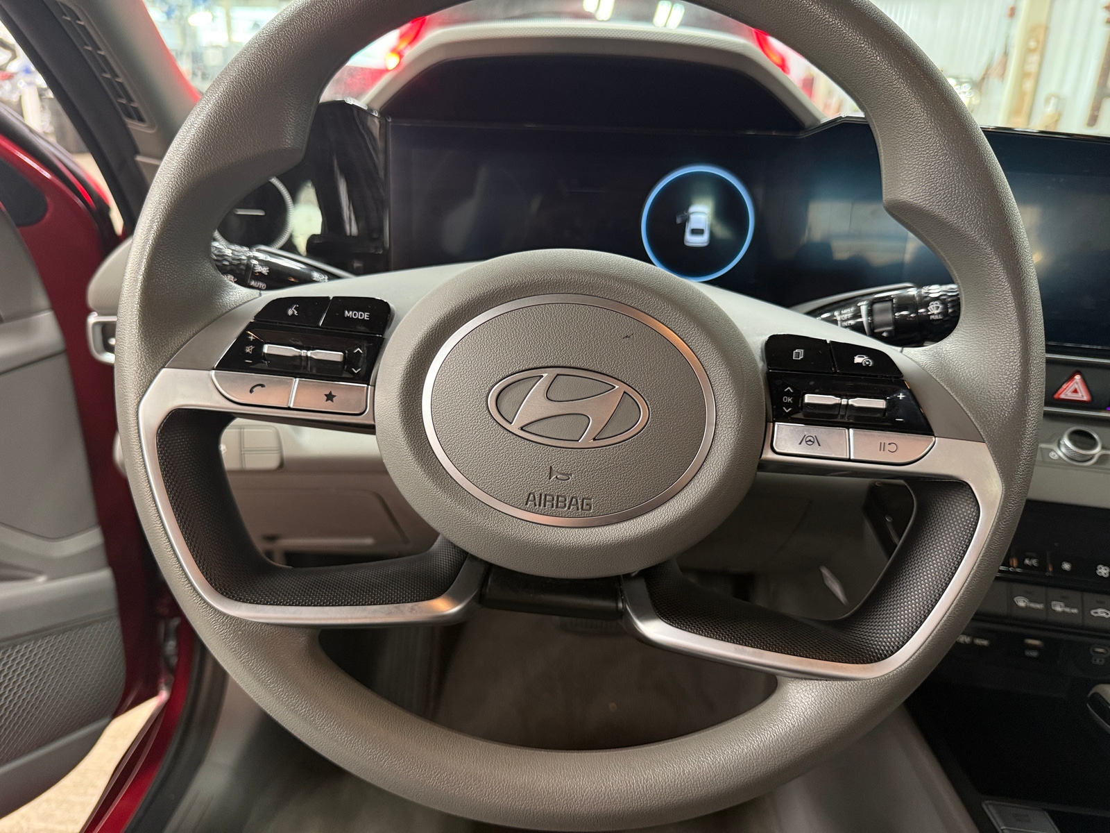 Thumbnail: 2024 Hyundai Elantra - 5